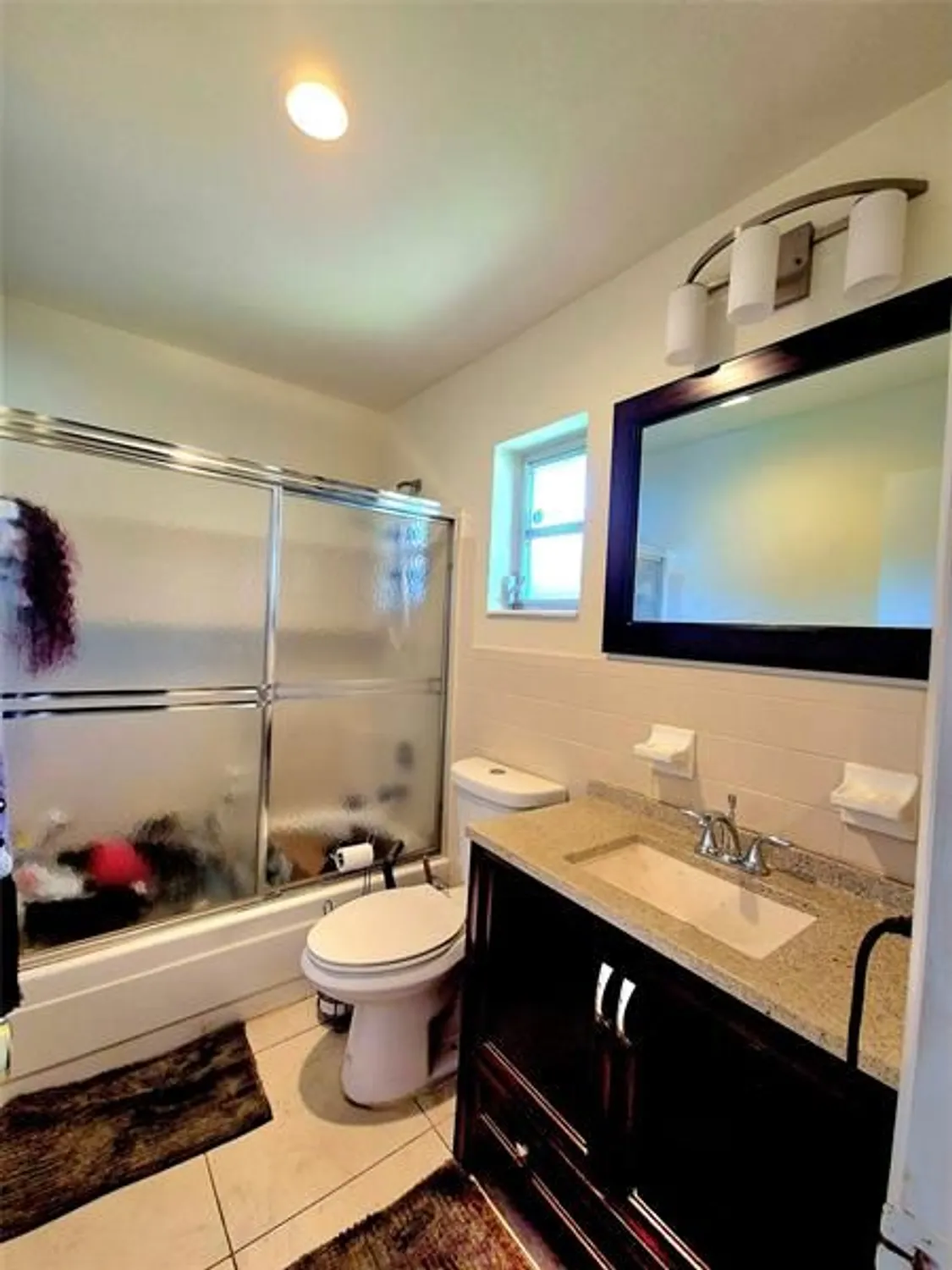 Property Slideshow image 22 of 40 | 1390 nw 70th ln, Margate, FL, 33063