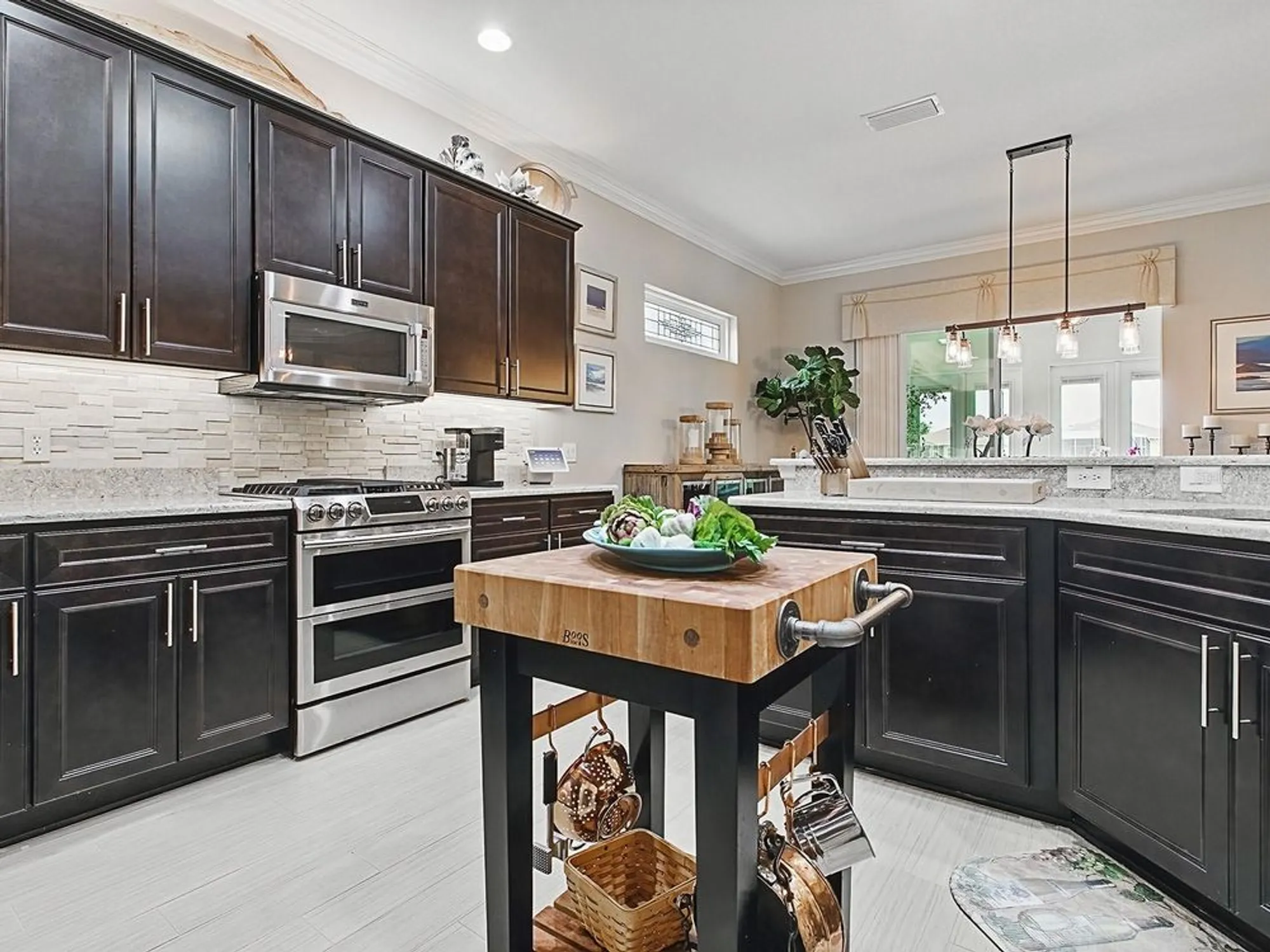 Property Slideshow image 21 of 59 | 10156 lake miona way, Oxford, FL, 34484