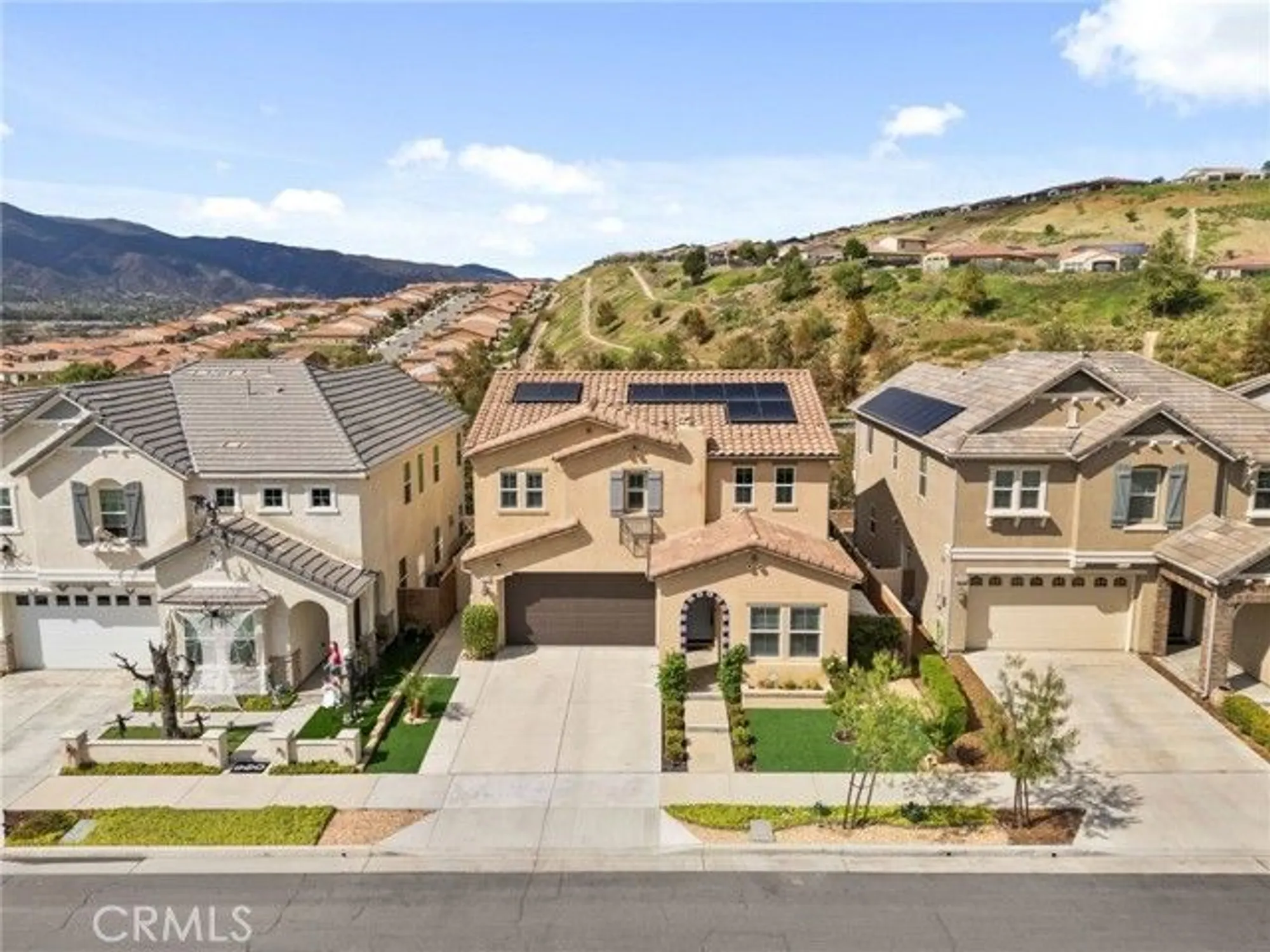 Property Slideshow image 4 of 64 | 24719 branch ct, Corona, CA, 92883