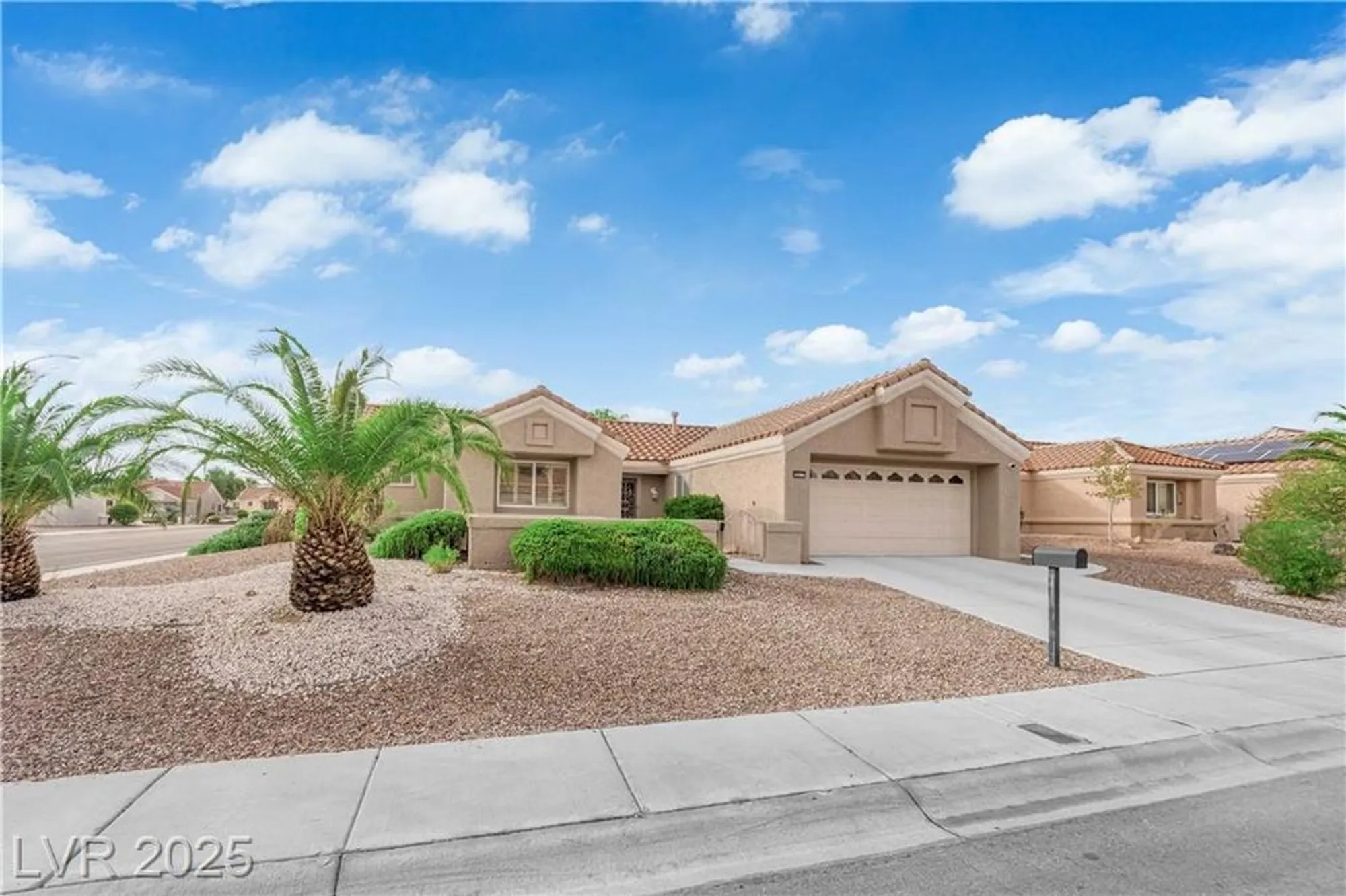 Property Slideshow image 2 of 27 | 8801 villa ridge dr, Las Vegas, NV, 89134