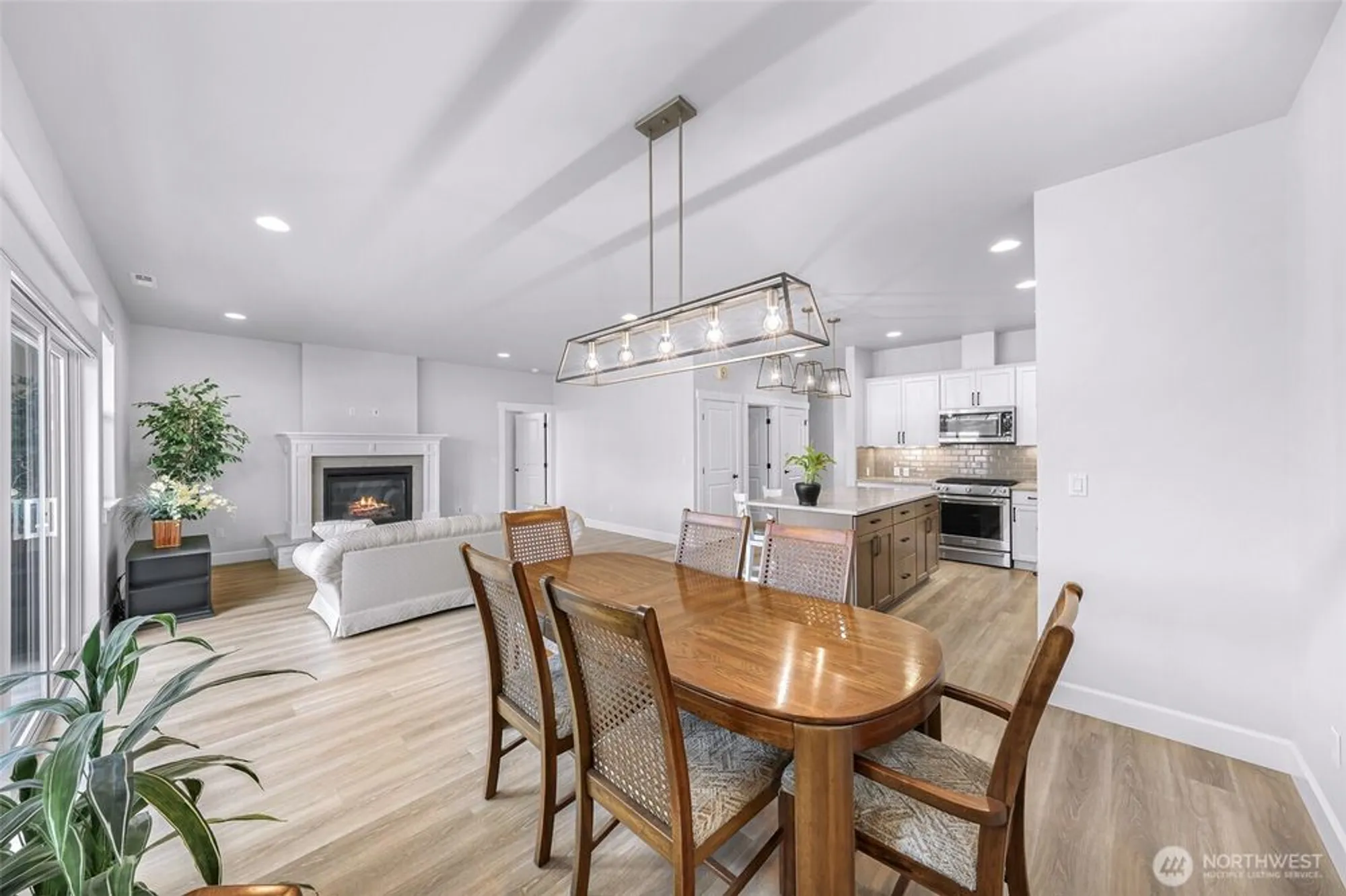 Property Slideshow image 13 of 32 | 1396 woods point loop, Ferndale, WA, 98248