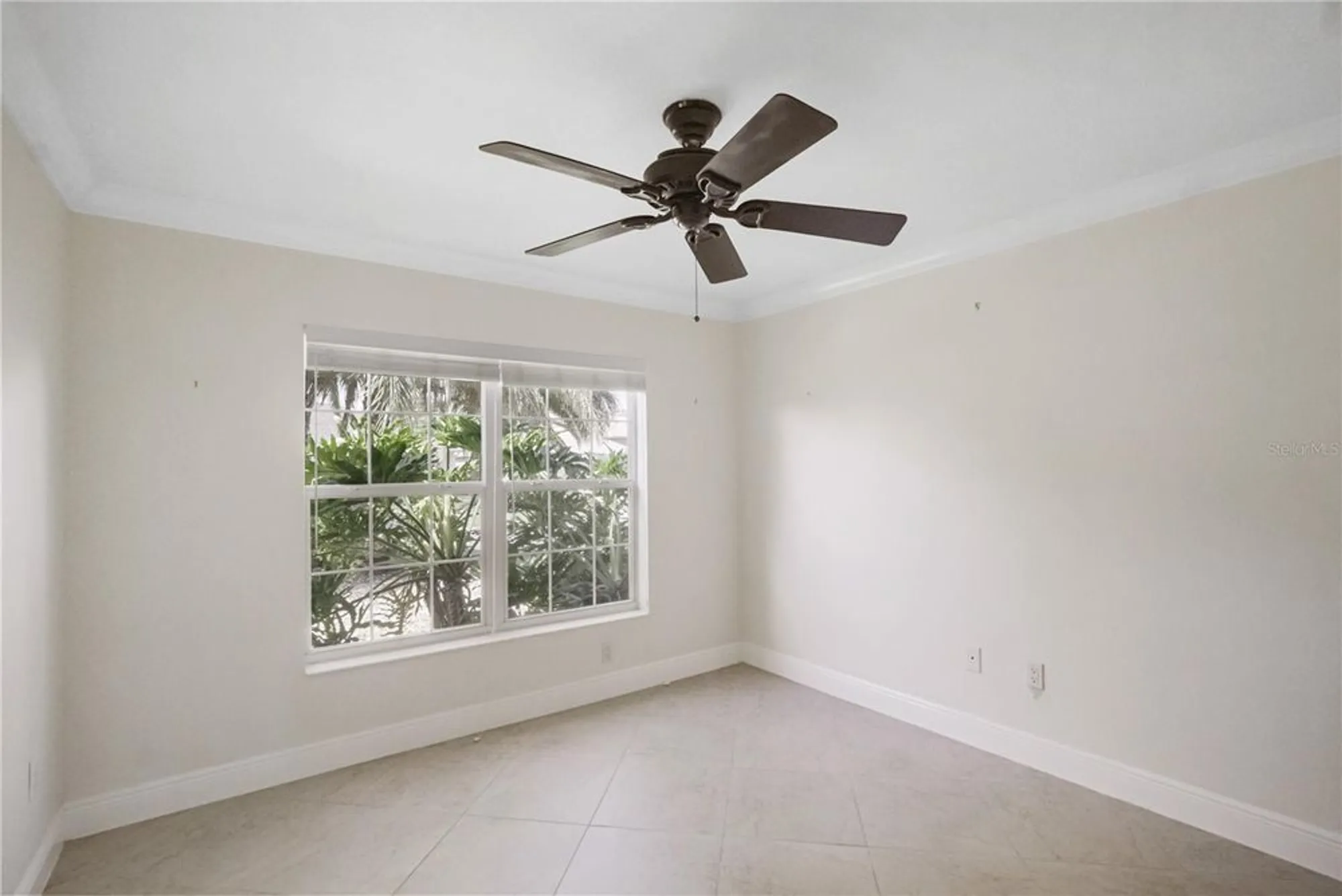 Property Slideshow image 35 of 44 | 445 society hill cir, The Villages, FL, 32162