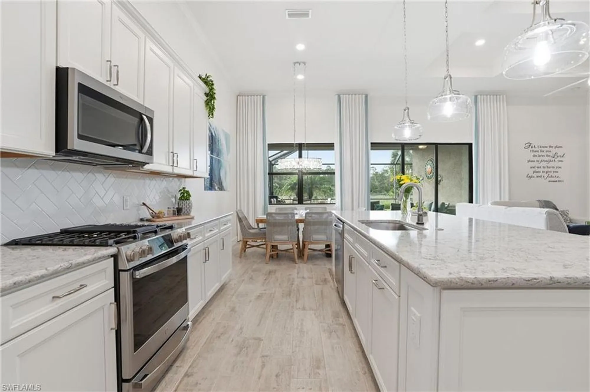 Property Slideshow image 12 of 47 | 17210 ashcomb way, Estero, FL, 33928