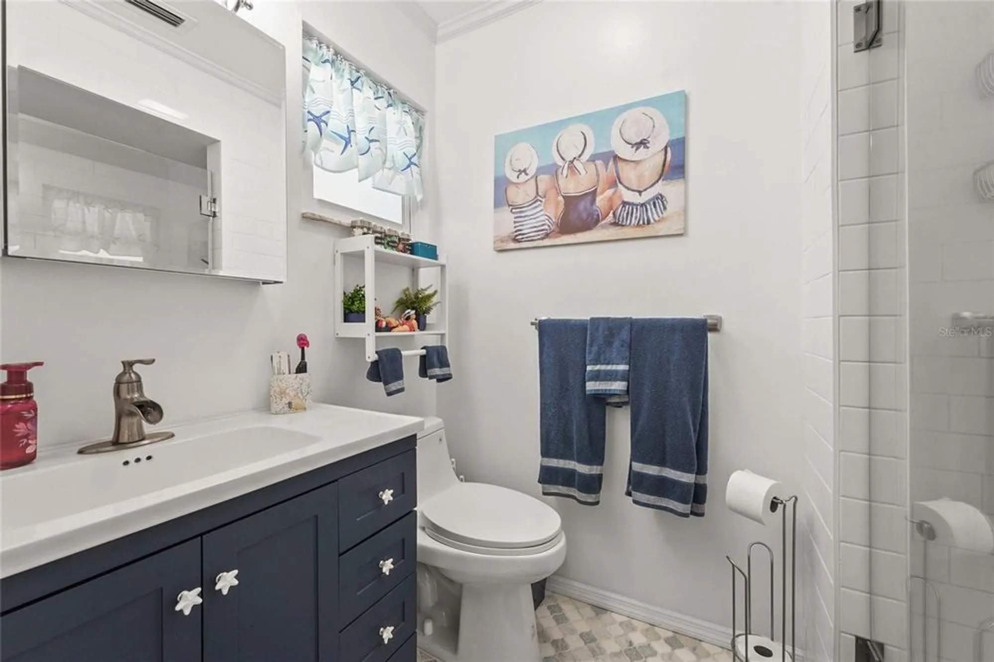 Property Slideshow image 18 of 39 | 2531 riverbluff pkwy # v181, Sarasota, FL, 34231