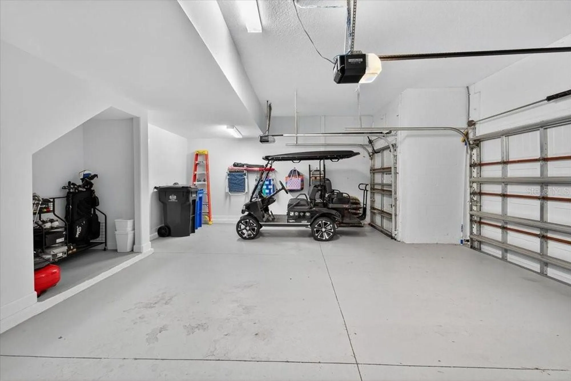 Property Slideshow image 37 of 80 | 17317 scuba crest st, Wimauma, FL, 33598