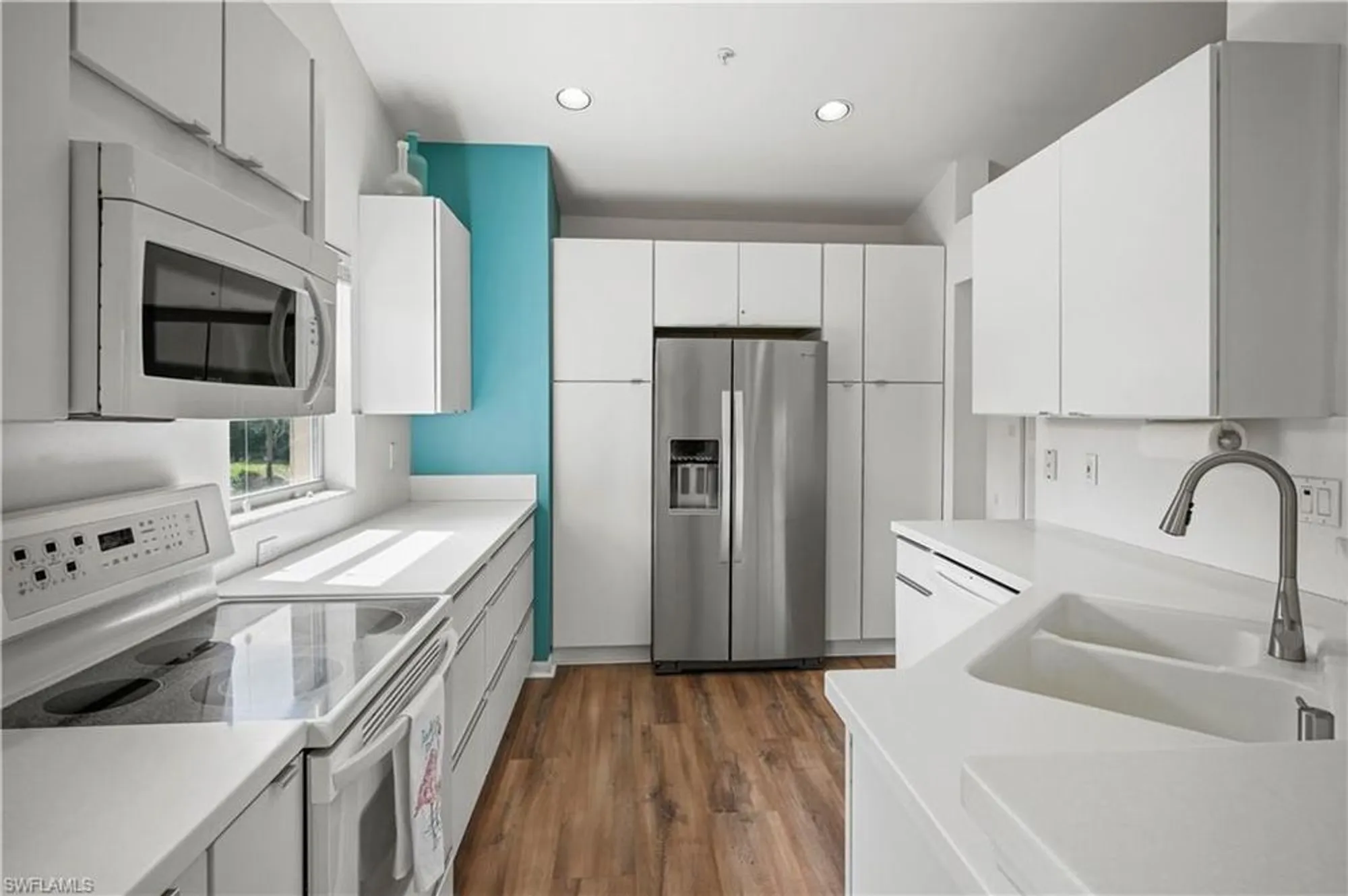 Property Slideshow image 10 of 49 | 24827 lakemont cove ln apt 203, Bonita Springs, FL, 34134