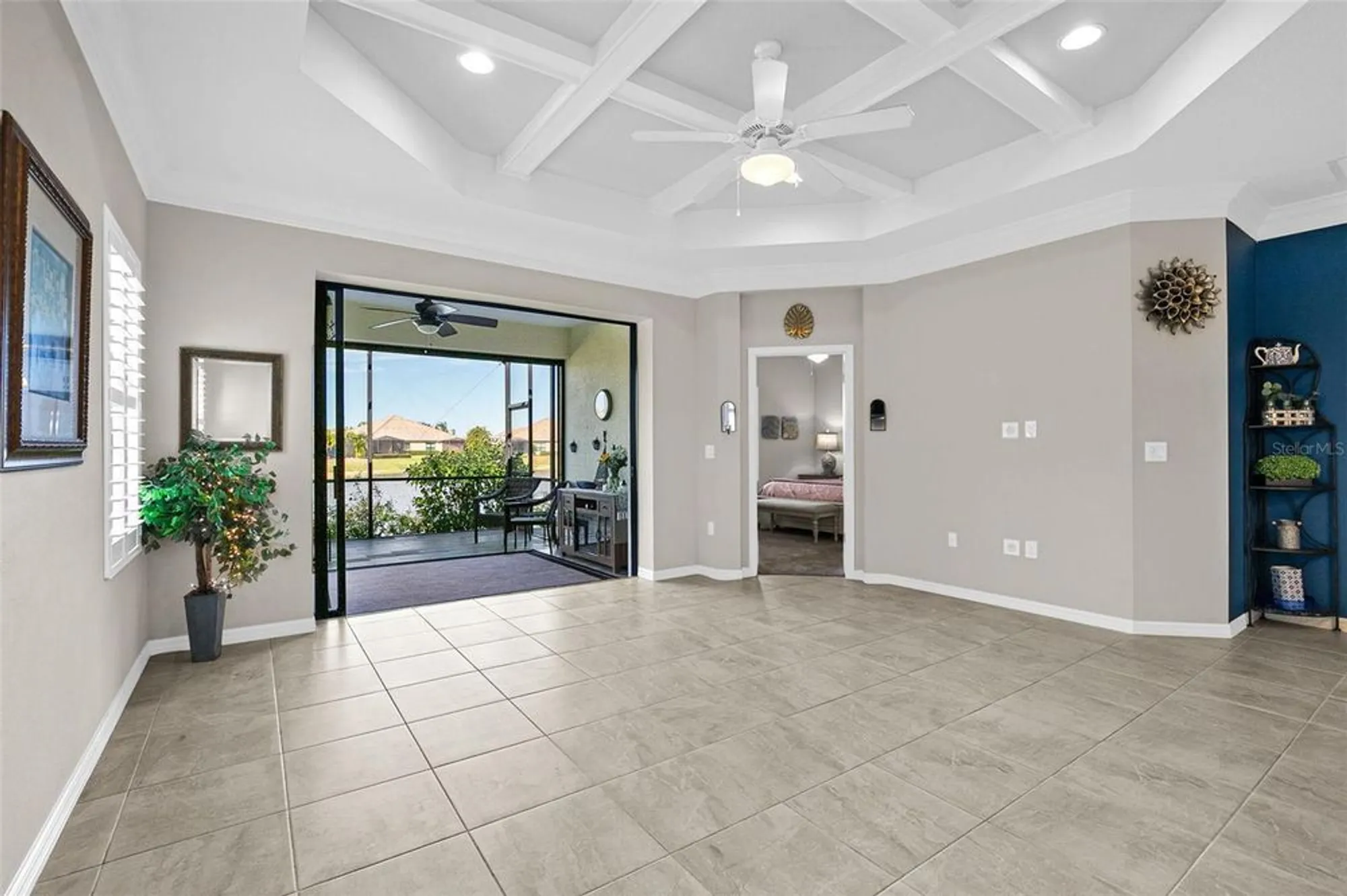 Property Slideshow image 10 of 37 | 1282 backspin dr, Englewood, FL, 34223