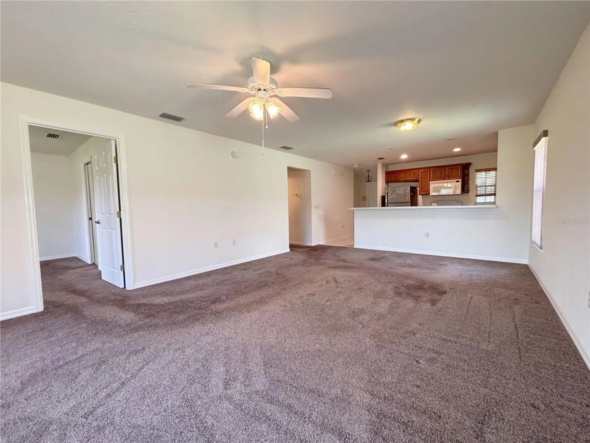 Property Slideshow image 9 of 53 | 4412 turnberry ln, Lake Wales, FL, 33859