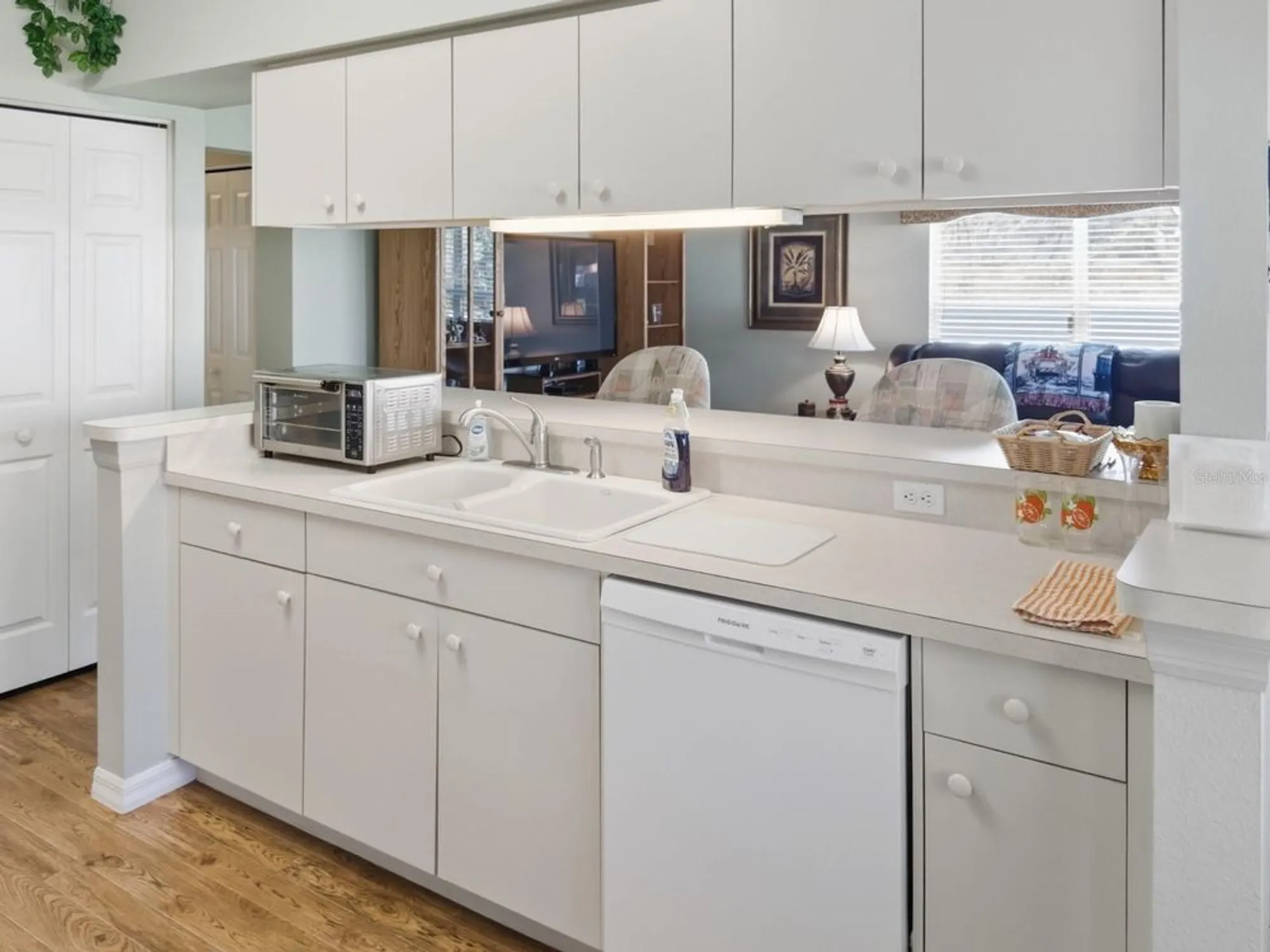 Property Slideshow image 17 of 64 | 11143 brooklawn dr, Hudson, FL, 34667