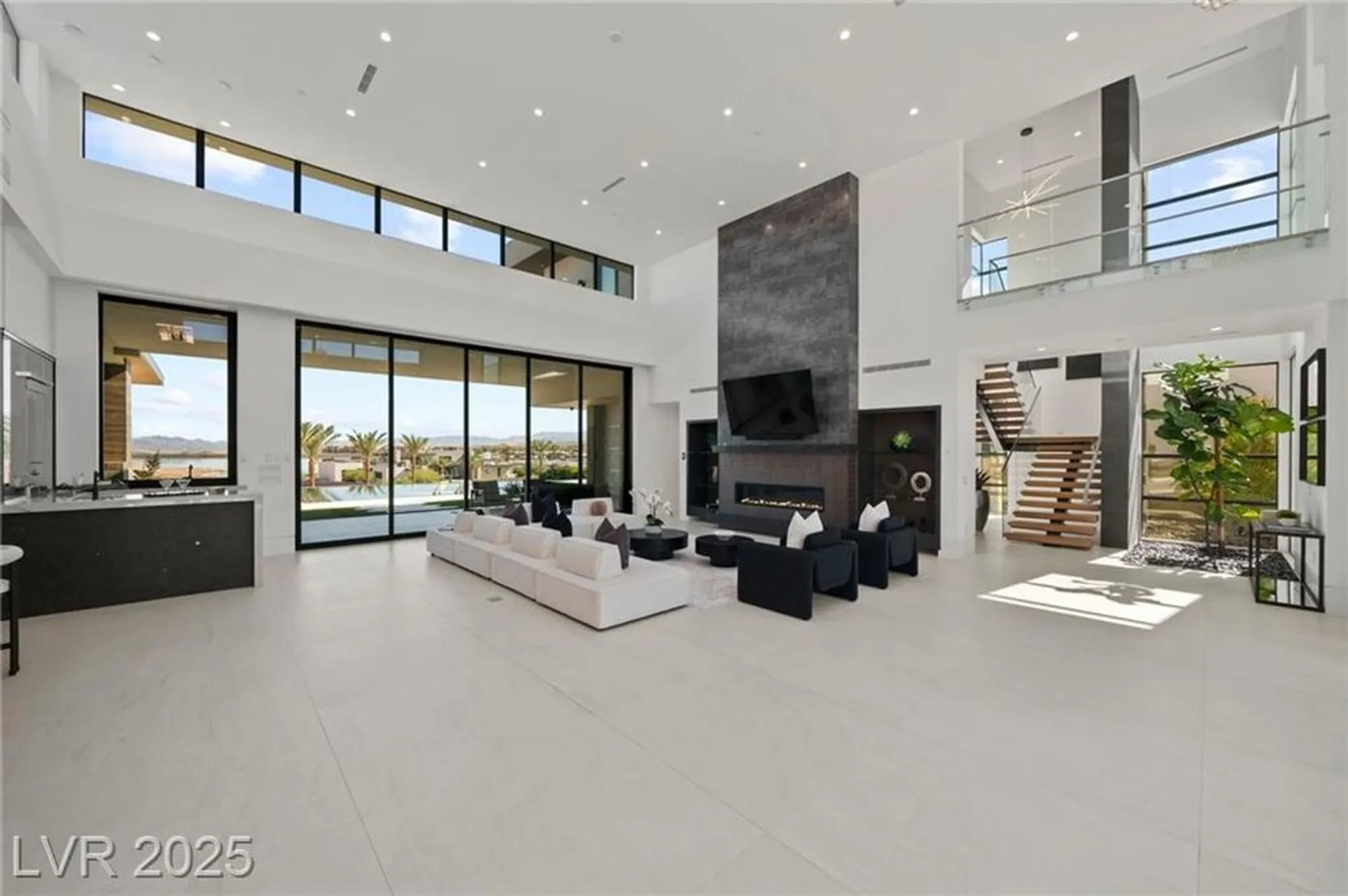 Property Slideshow image 18 of 99 | 12 rainbow point pl, Henderson, NV, 89011