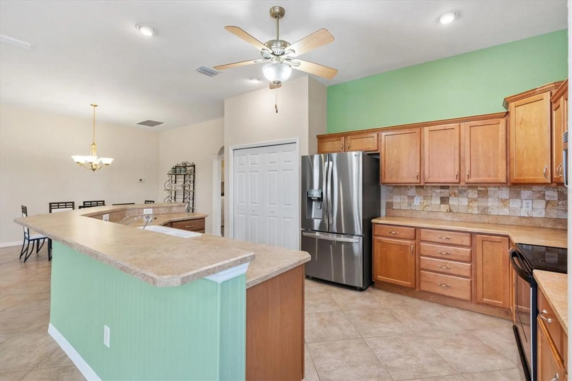 Property Slideshow image 16 of 58 | 17485 se 121st cir, Summerfield, FL, 34491