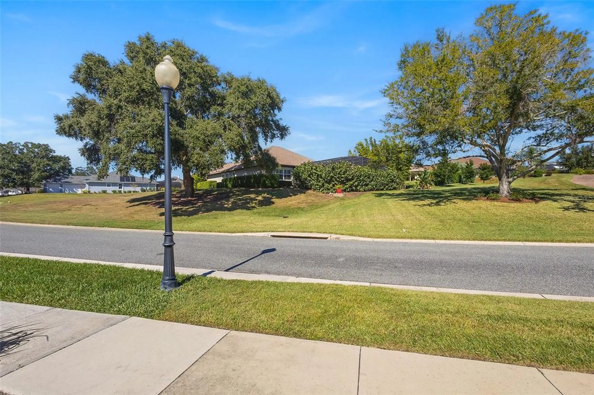 Property Slideshow image 43 of 47 | 39500 hillrise ln, Lady Lake, FL, 32159