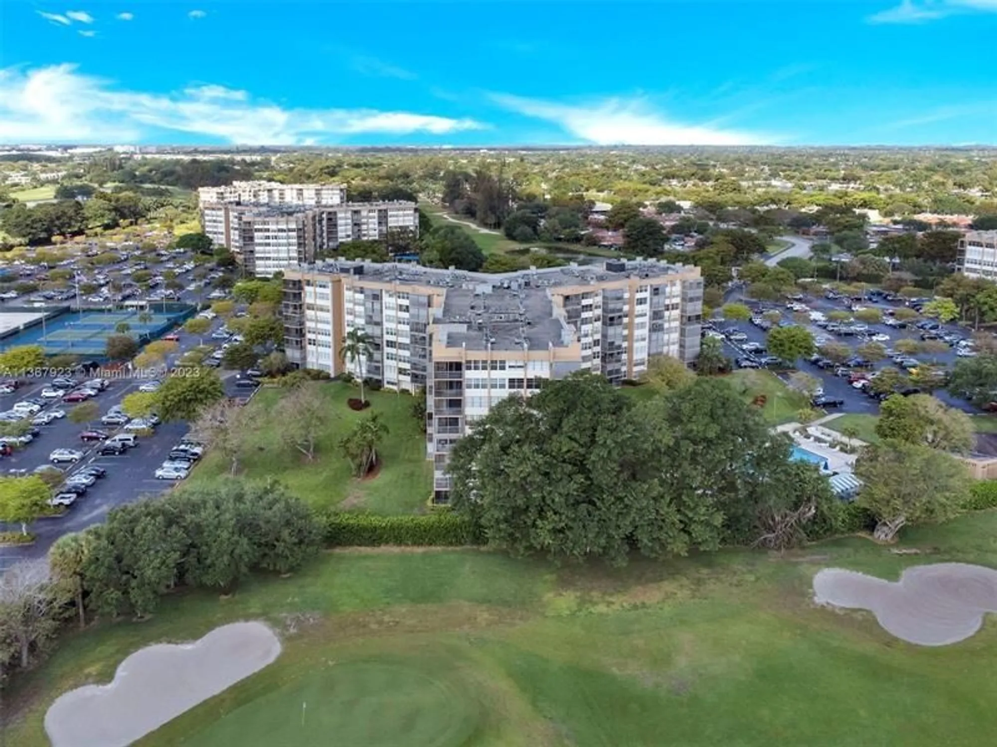 Property Slideshow image 1 of 14 | 1300 saint charles pl 522, Pembroke Pines, FL, 33026