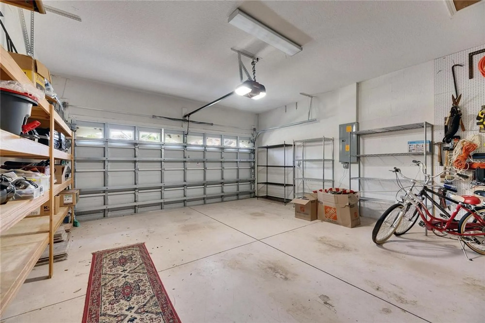 Property Slideshow image 52 of 97 | 144 silver falls dr, Apollo Beach, FL, 33572