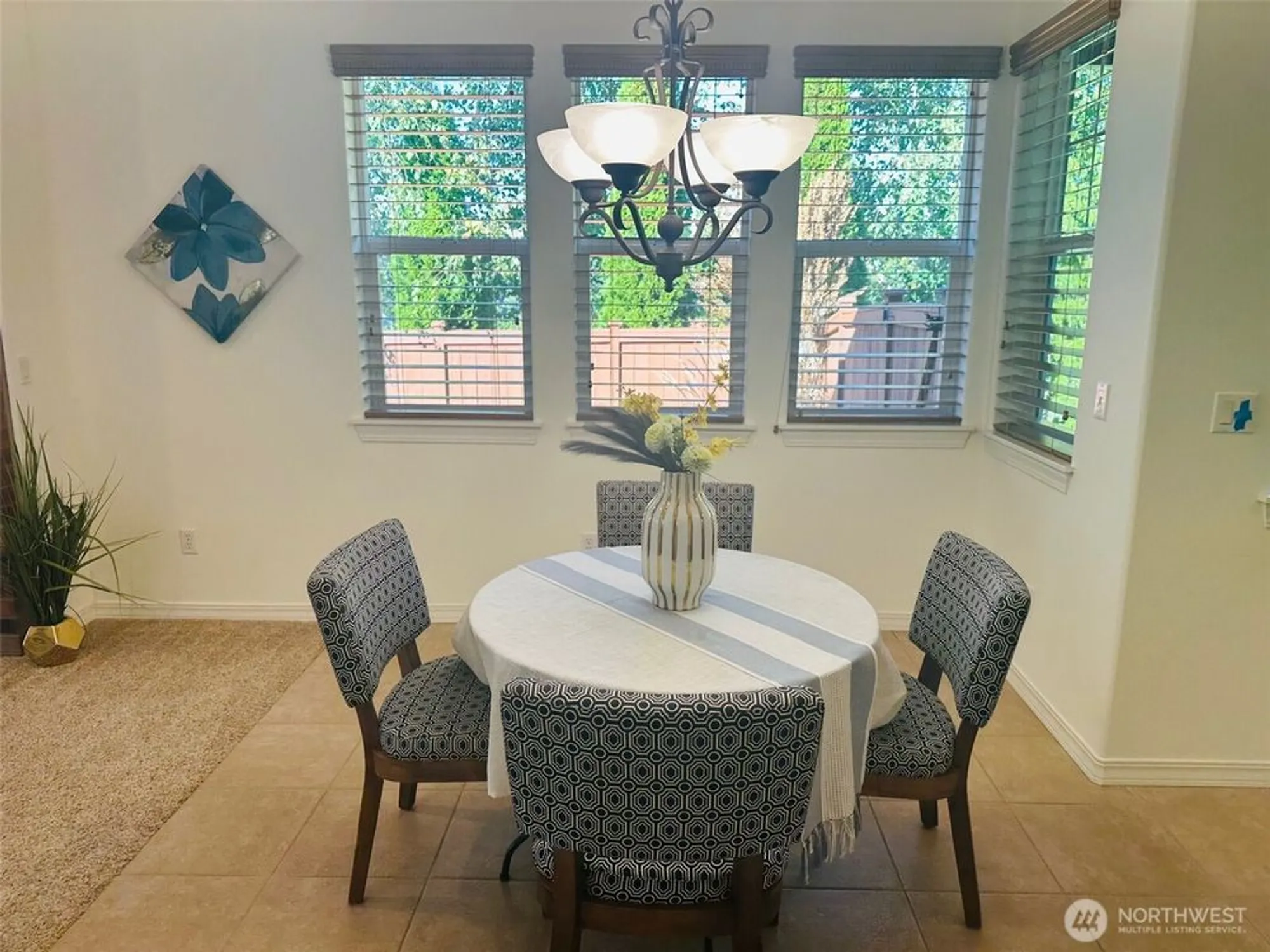 Property Slideshow image 16 of 38 | 4961 spokane st, Lacey, WA, 98516