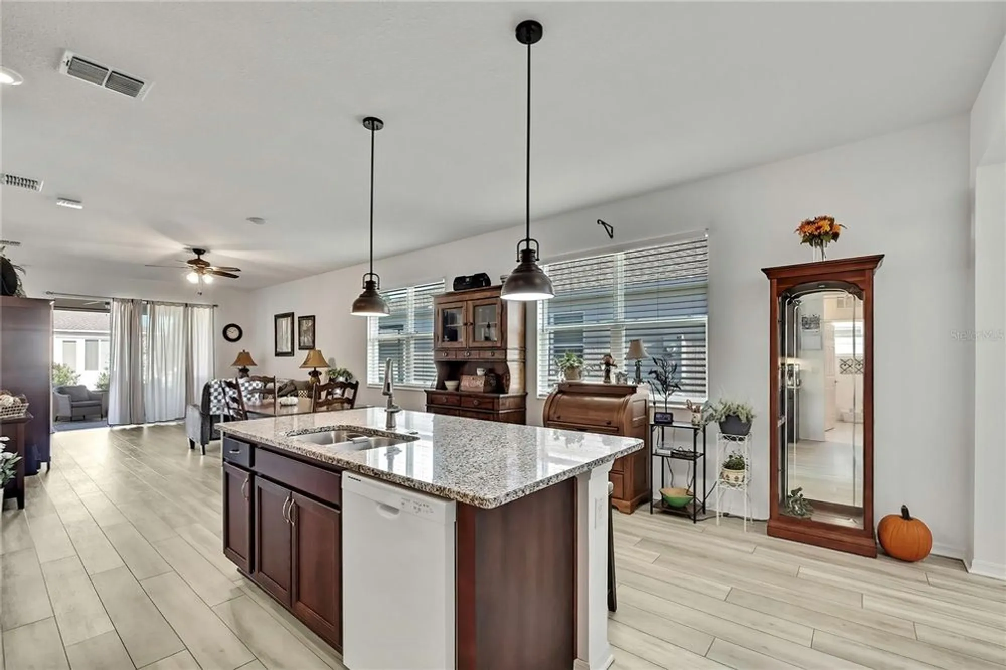 Property Slideshow image 8 of 38 | 9764 sw 100th avenue rd, Ocala, FL, 34481