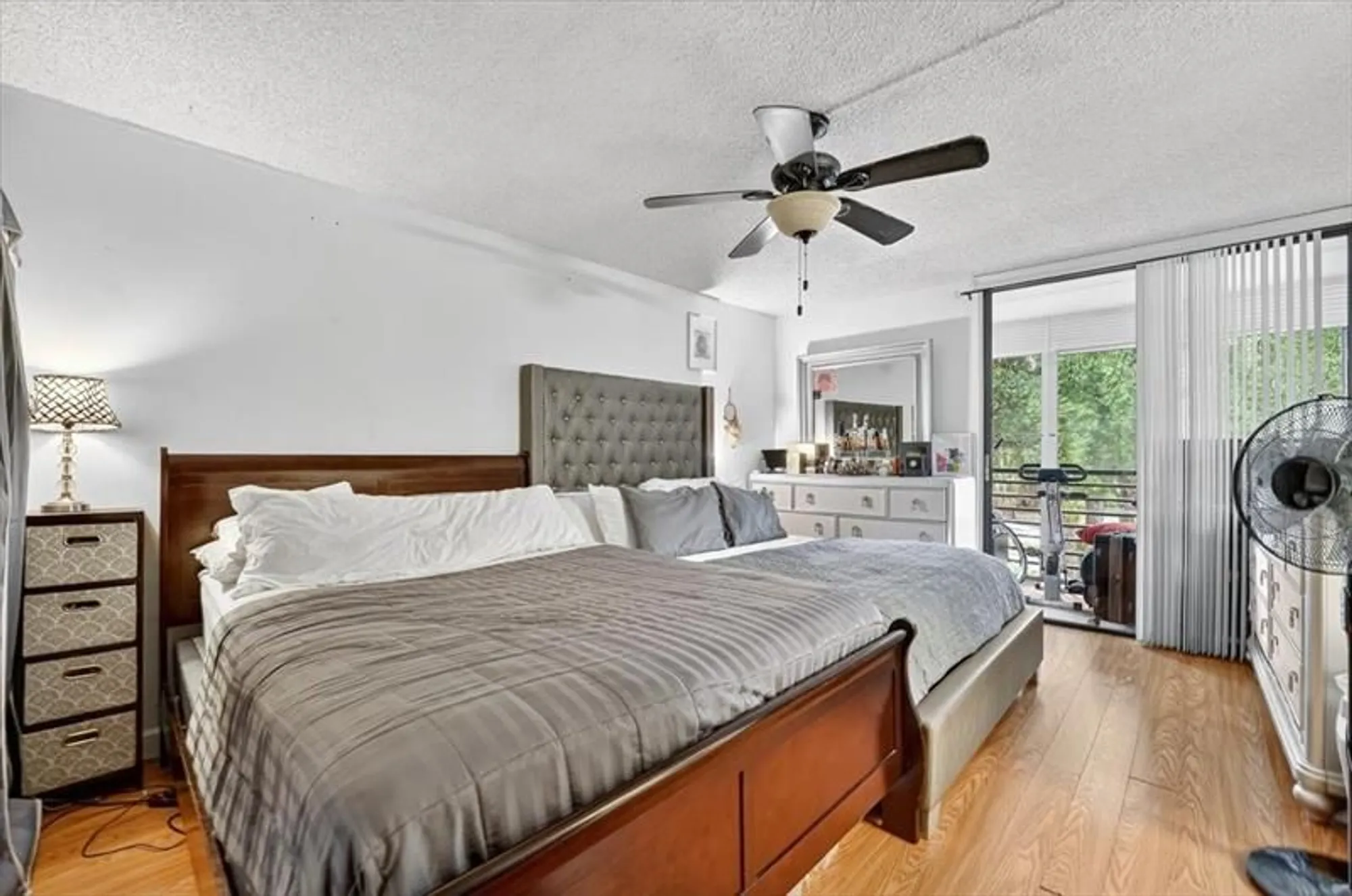 Property Slideshow image 16 of 30 | 7950 w mcnab rd apt 302, Tamarac, FL, 33321