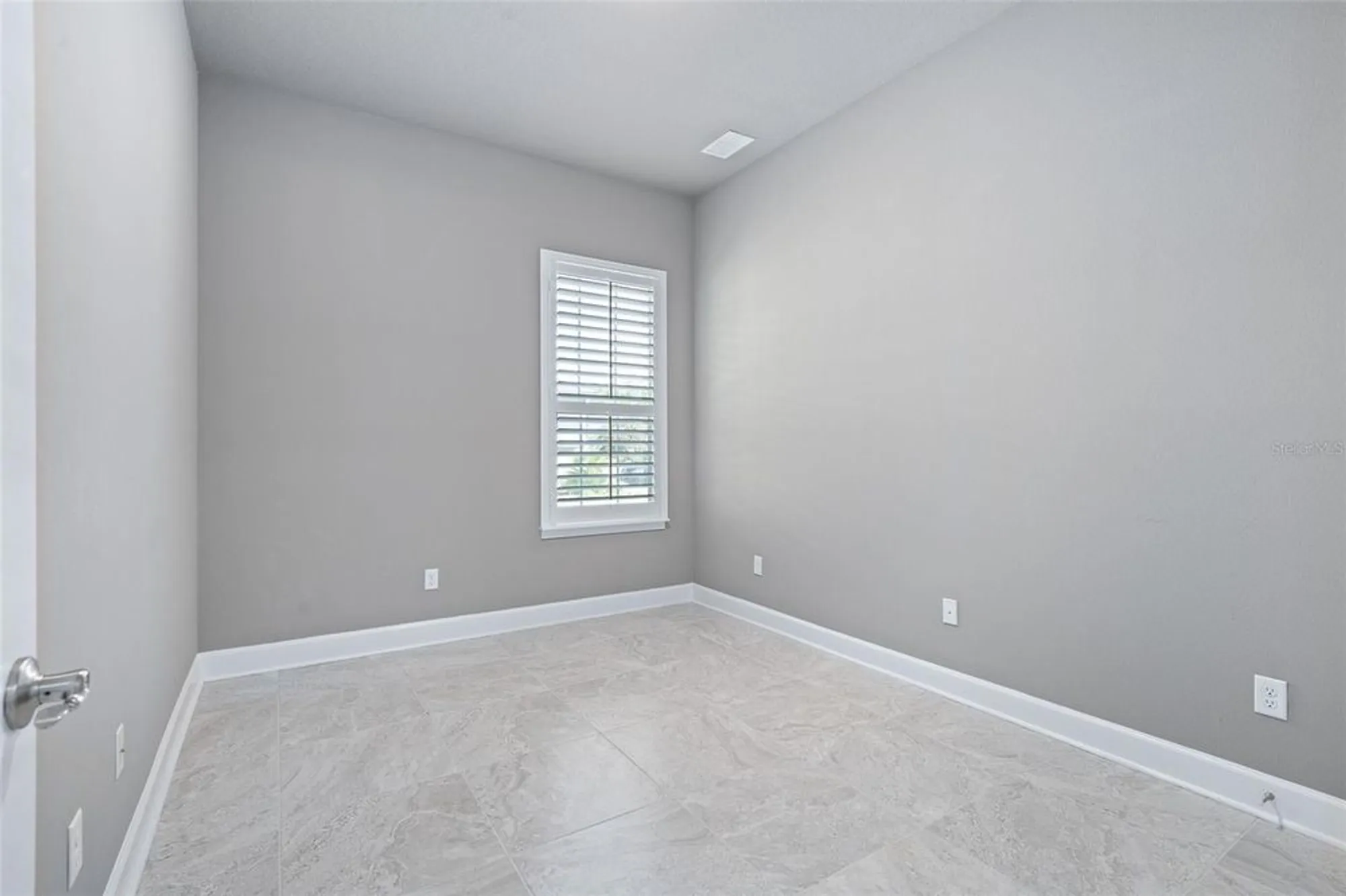 Property Slideshow image 31 of 47 | 856 pinewood dr, Ormond Beach, FL, 32174