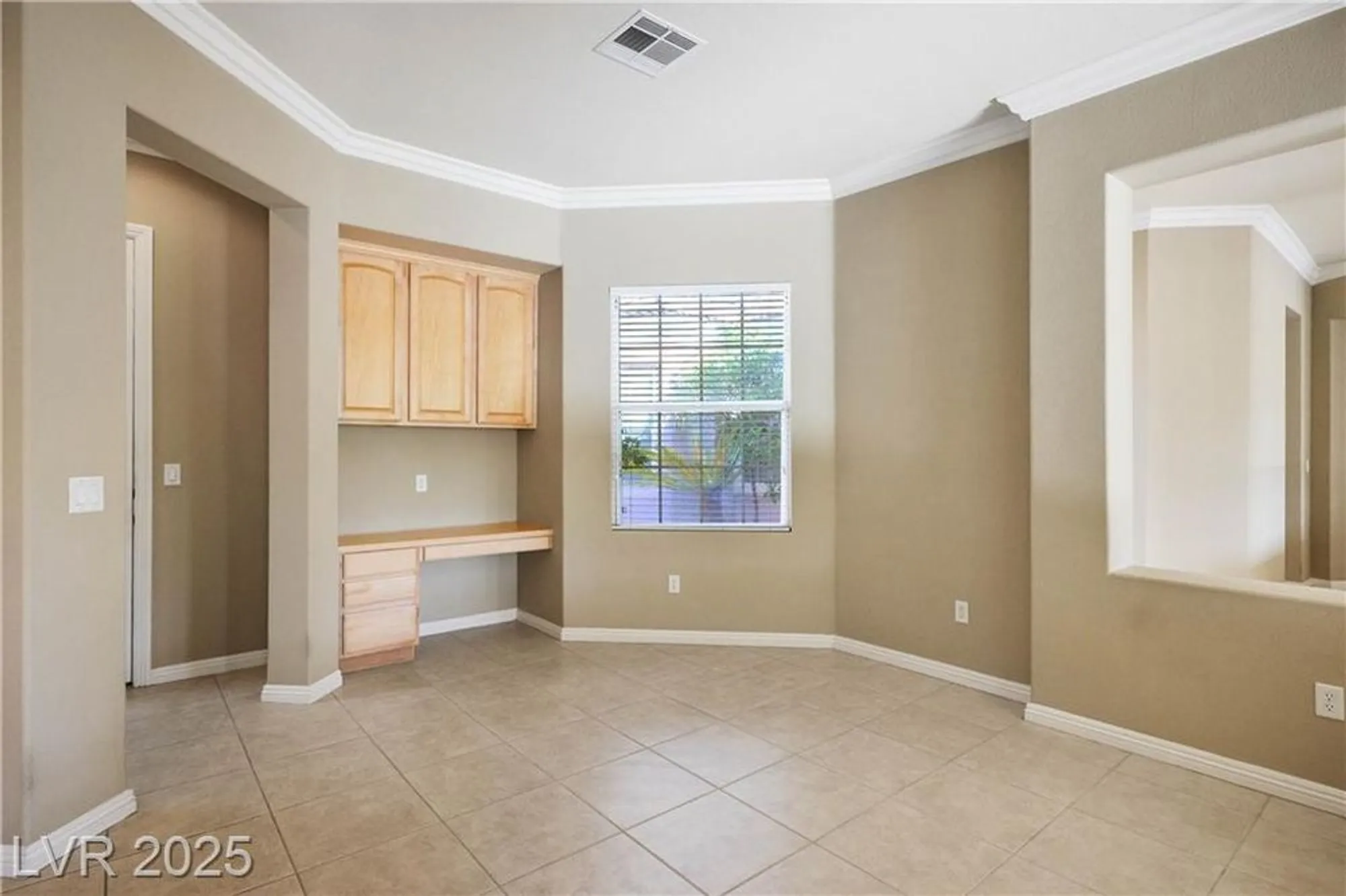 Property Slideshow image 21 of 79 | 10248 andante ct, Las Vegas, NV, 89135