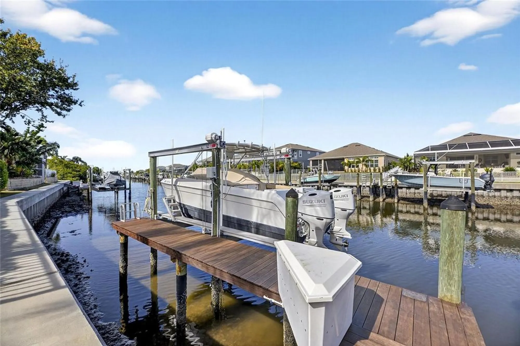 Property Slideshow image 4 of 94 | 539 islebay dr, Apollo Beach, FL, 33572