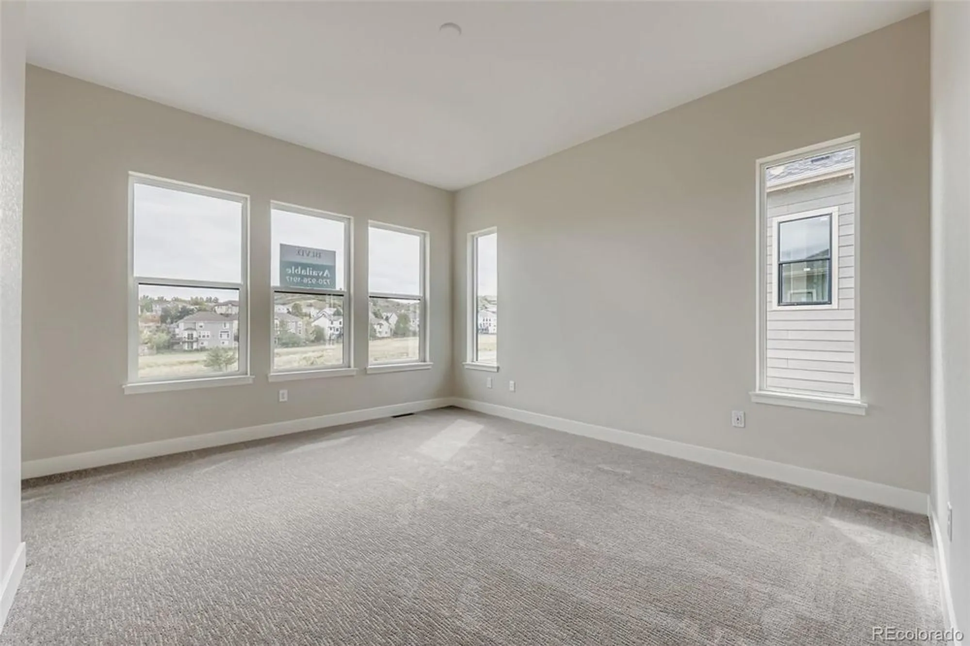 Property Slideshow image 15 of 39 | 2165 grayside cir, Castle Rock, CO, 80109