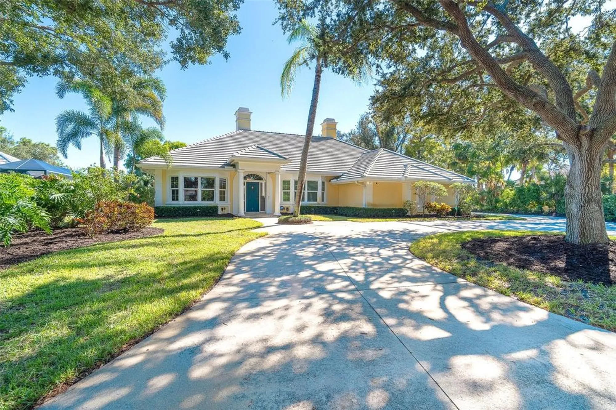 Property Slideshow image 2 of 86 | 1 n cayman isles blvd, Englewood, FL, 34223