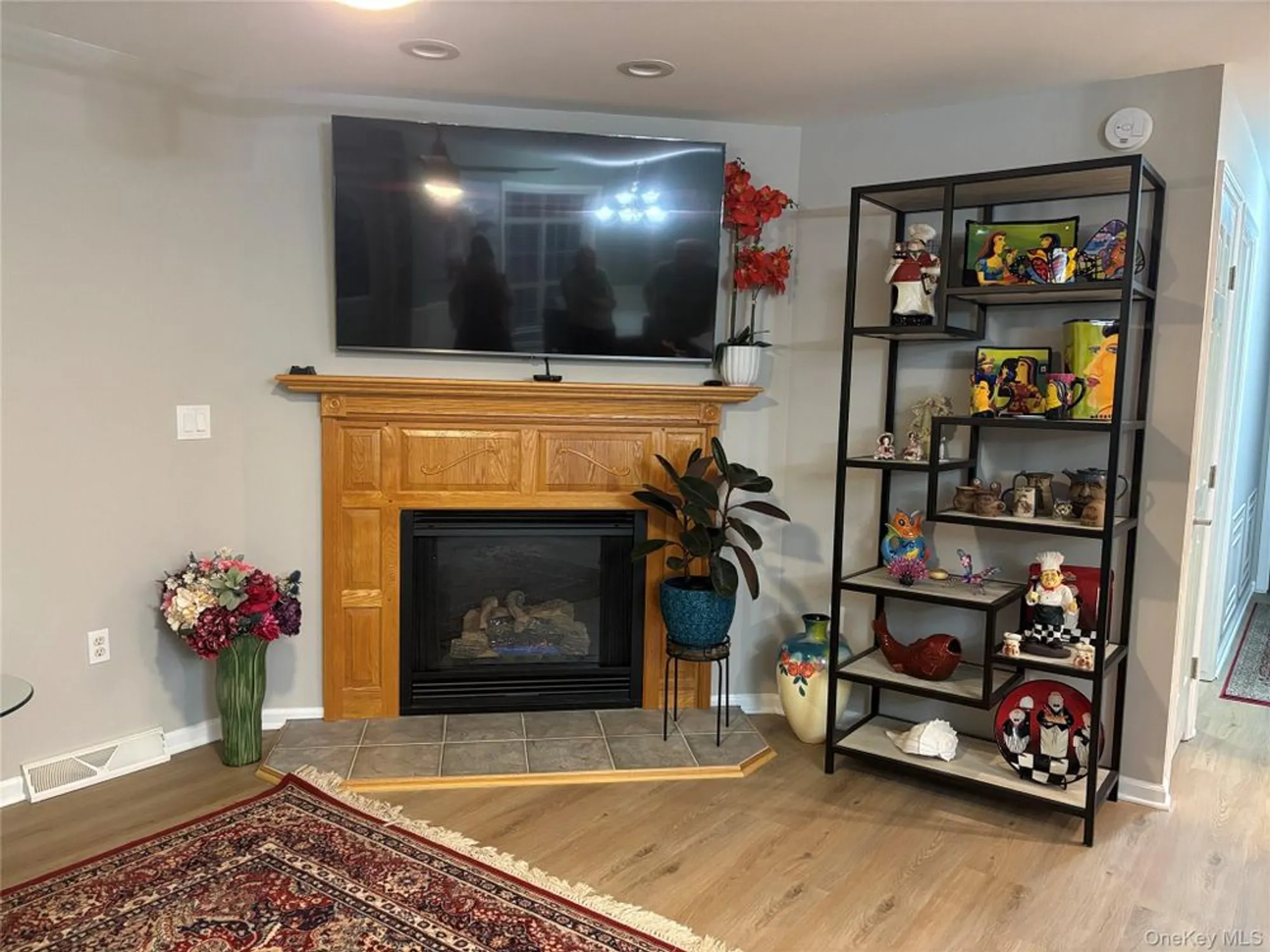 Property Slideshow image 9 of 45 | 1661 old country rd 506, Riverhead, NY, 11901