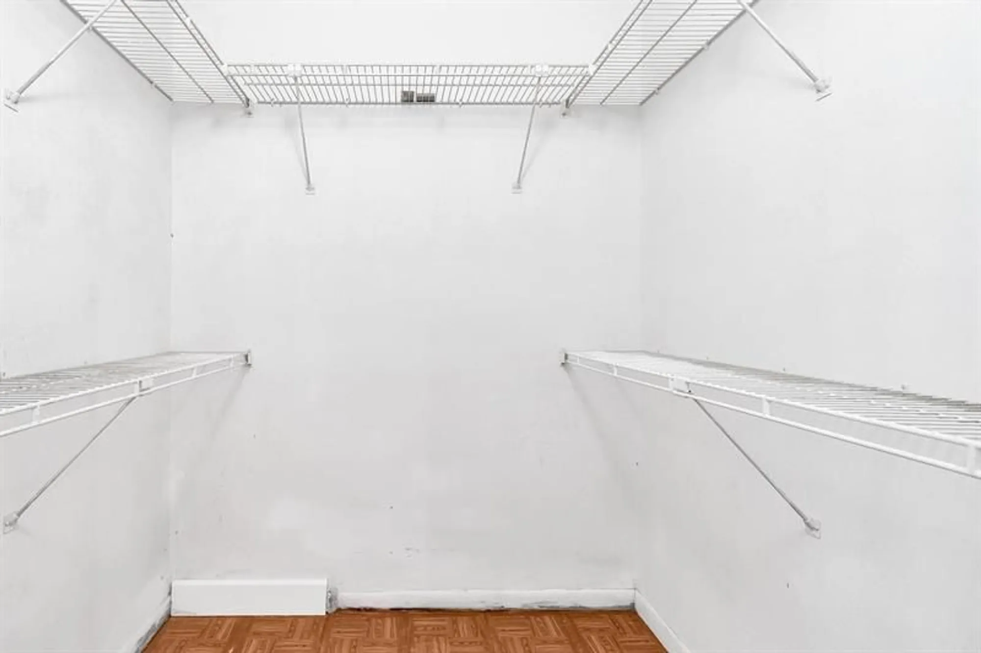 Property Slideshow image 24 of 34 | 7717 ashmont cr 109, Tamarac, FL, 33321