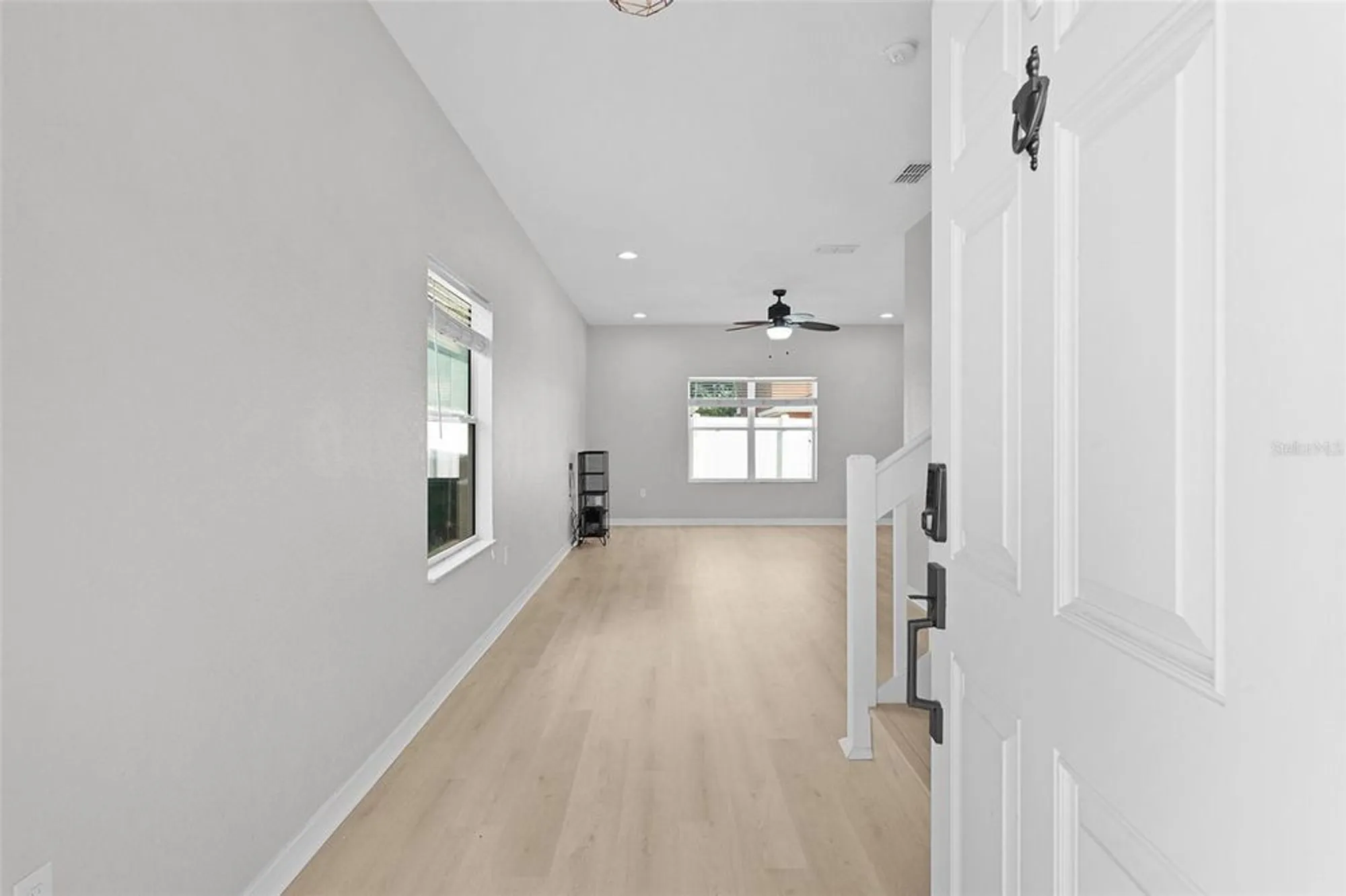 Property Slideshow image 2 of 28 | 4908 ne 123rd ln, Oxford, FL, 34484