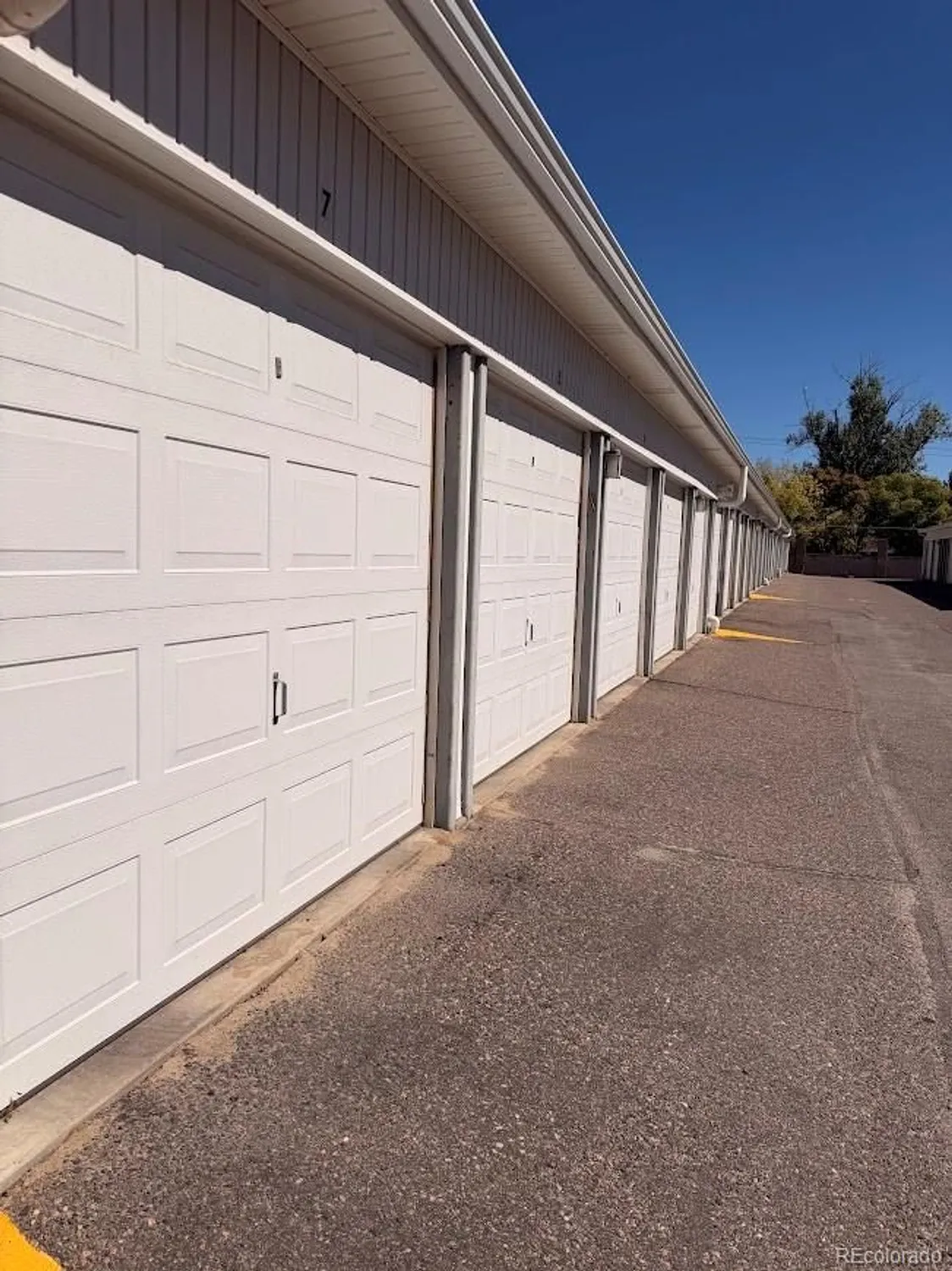 Property Slideshow image 16 of 24 | 710 s clinton st apt 7a, Denver, CO, 80247