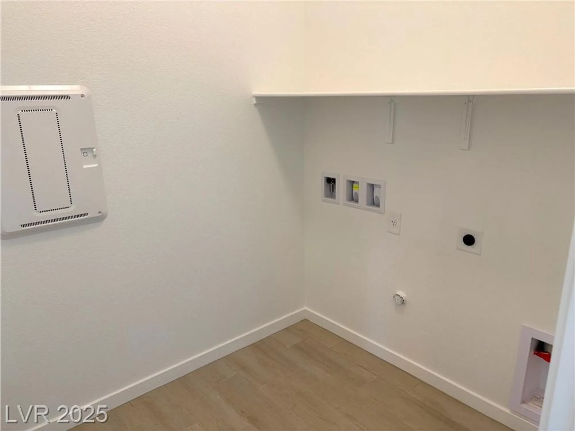 Property Slideshow image 18 of 28 | 5715 victoria falls dr, Pahrump, NV, 89061