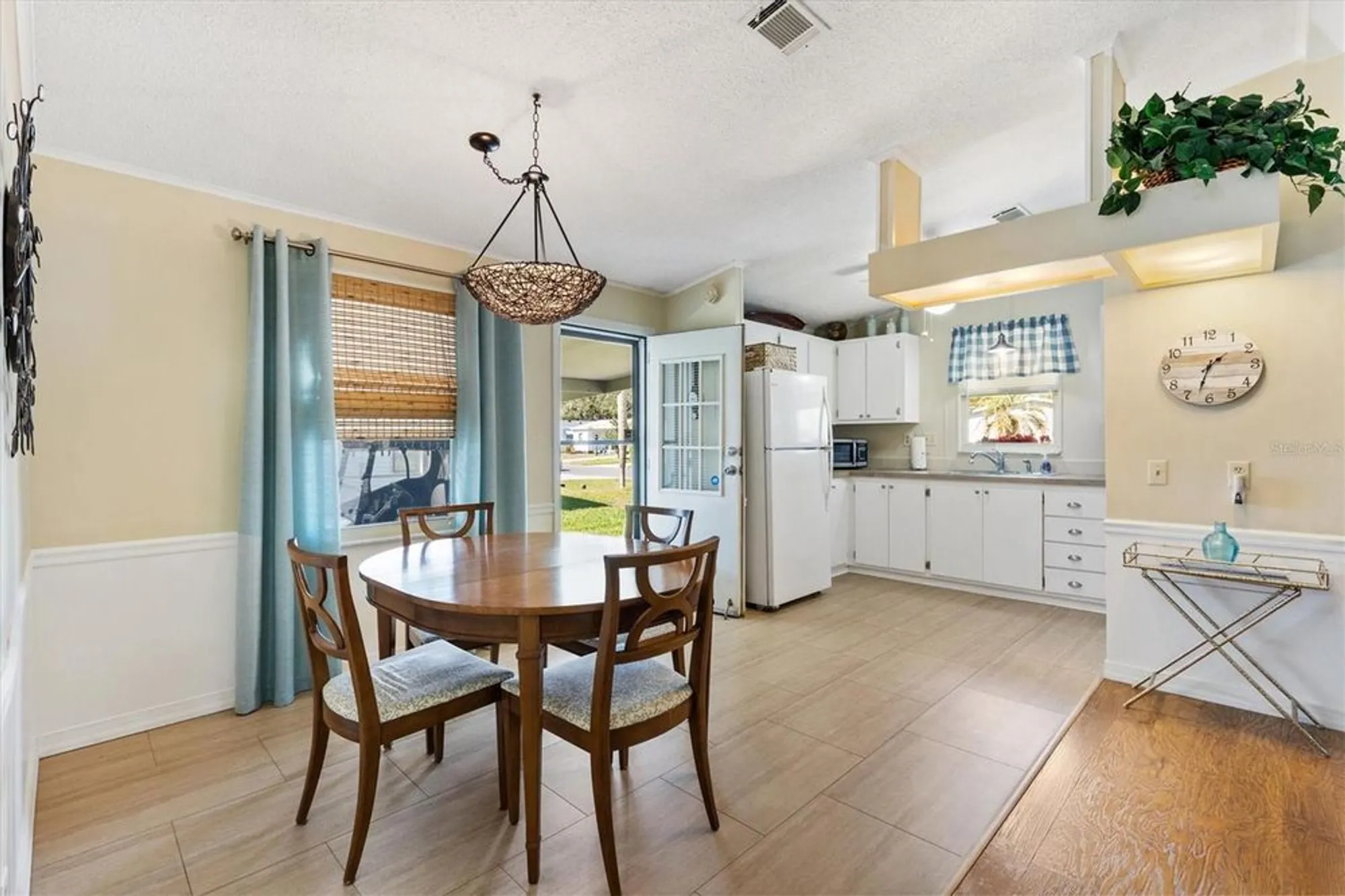 Property Slideshow image 5 of 27 | 1523 w schwartz blvd, The Villages, FL, 32159