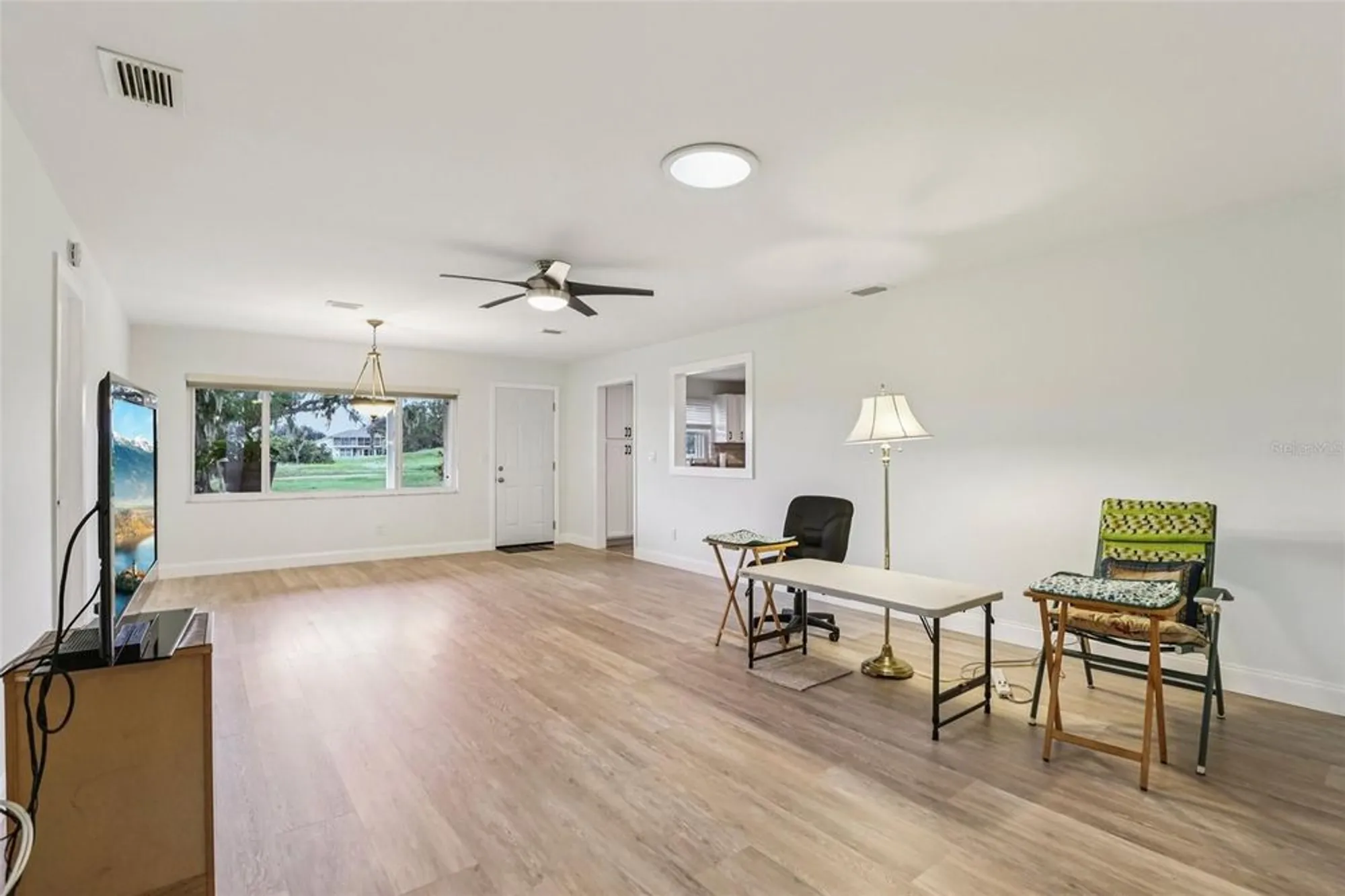 Property Slideshow image 10 of 56 | 2603 lancaster dr, Sun City Center, FL, 33573