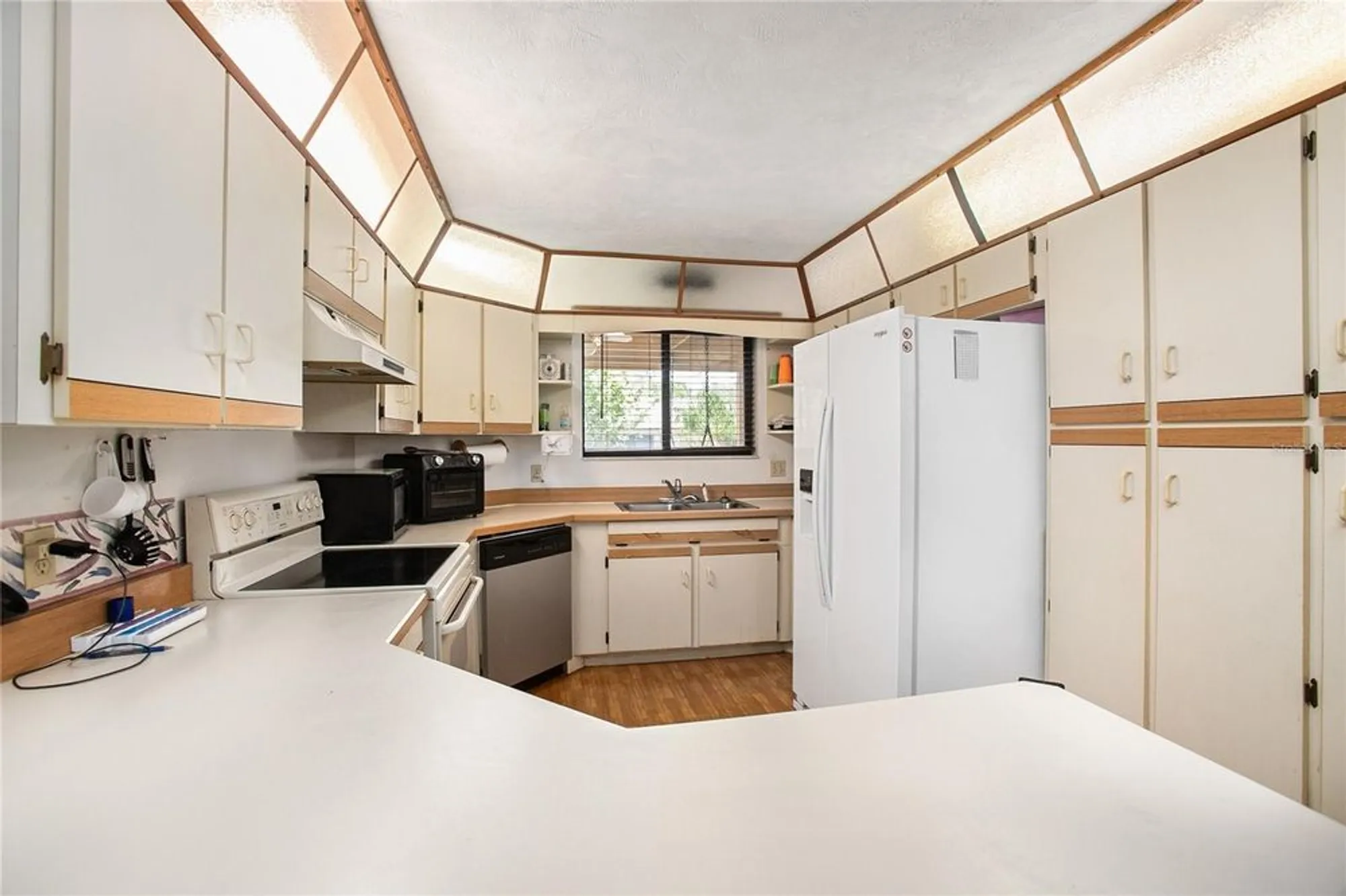 Property Slideshow image 12 of 41 | 71 crooked pine rd, Port Orange, FL, 32128