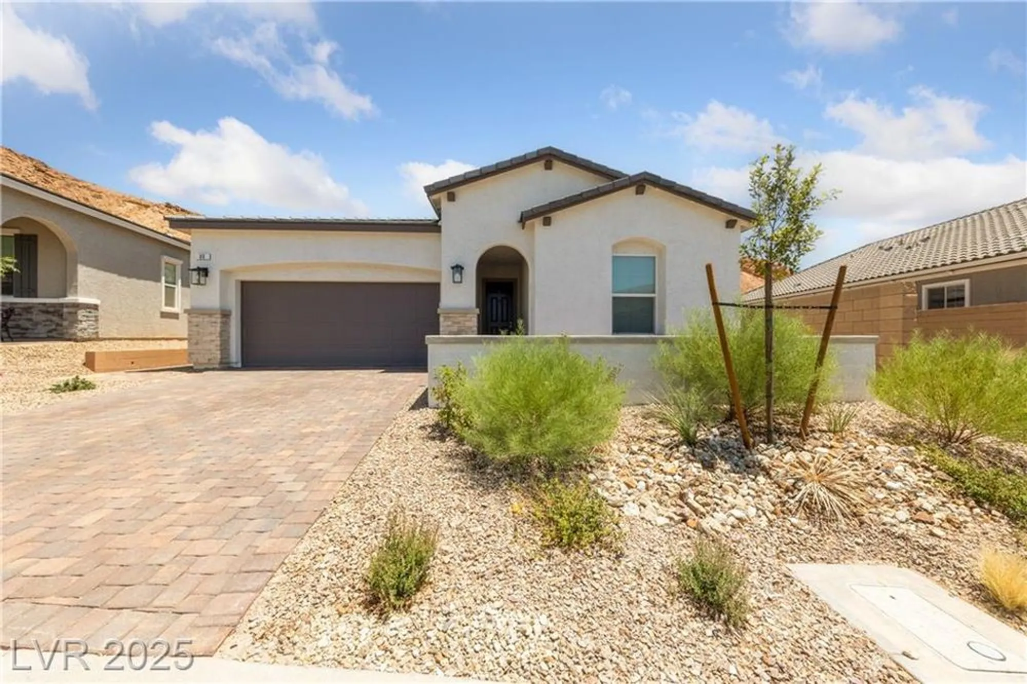 Property Slideshow image 1 of 49 | 80 cathedral wash pl, Henderson, NV, 89011