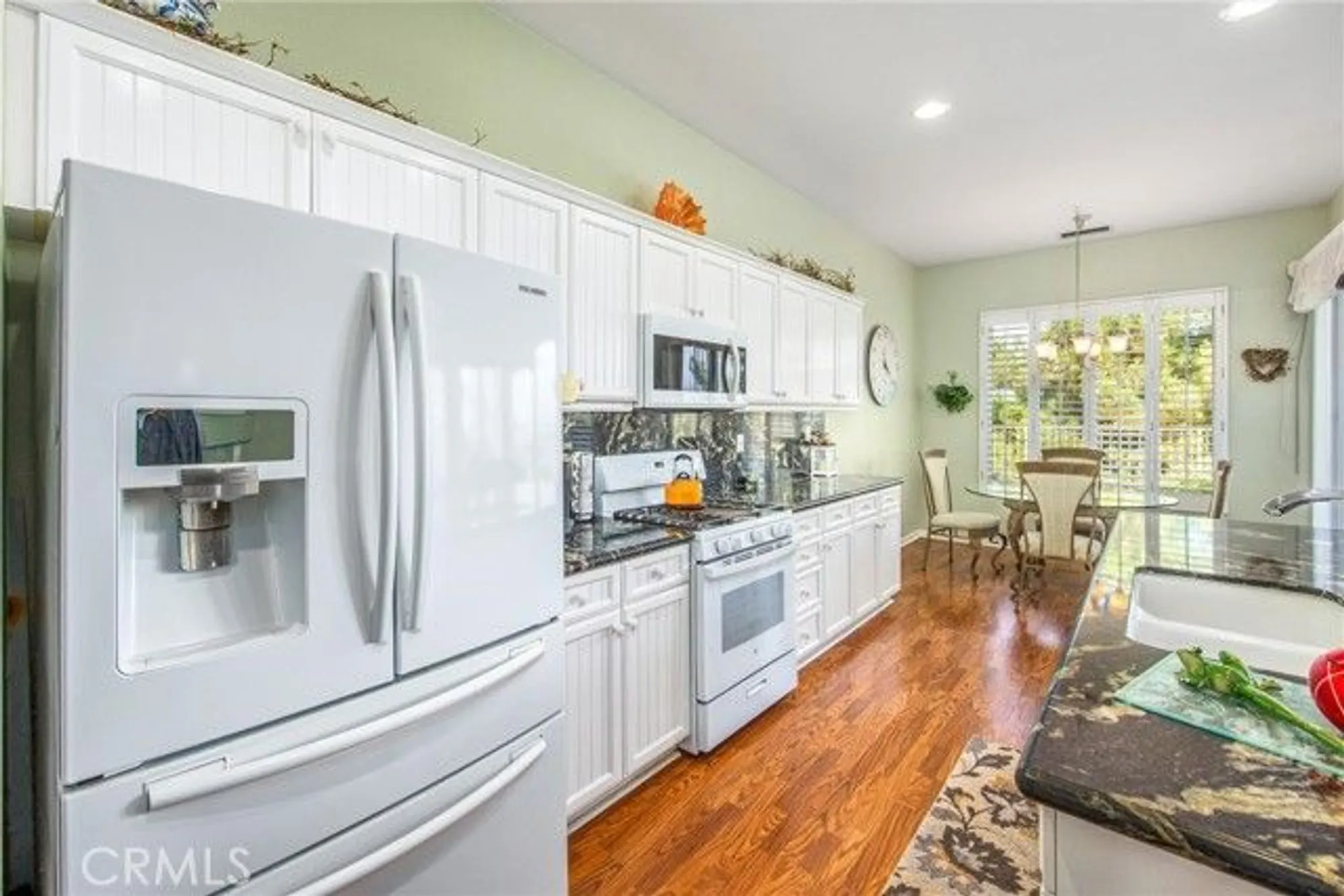 Property Slideshow image 32 of 46 | 9196 pioneer ln, Corona, CA, 92883