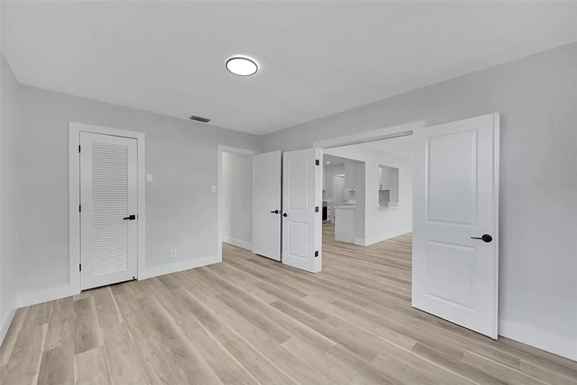 Property Slideshow image 26 of 35 | 6925 nw 11th st, Margate, FL, 33063