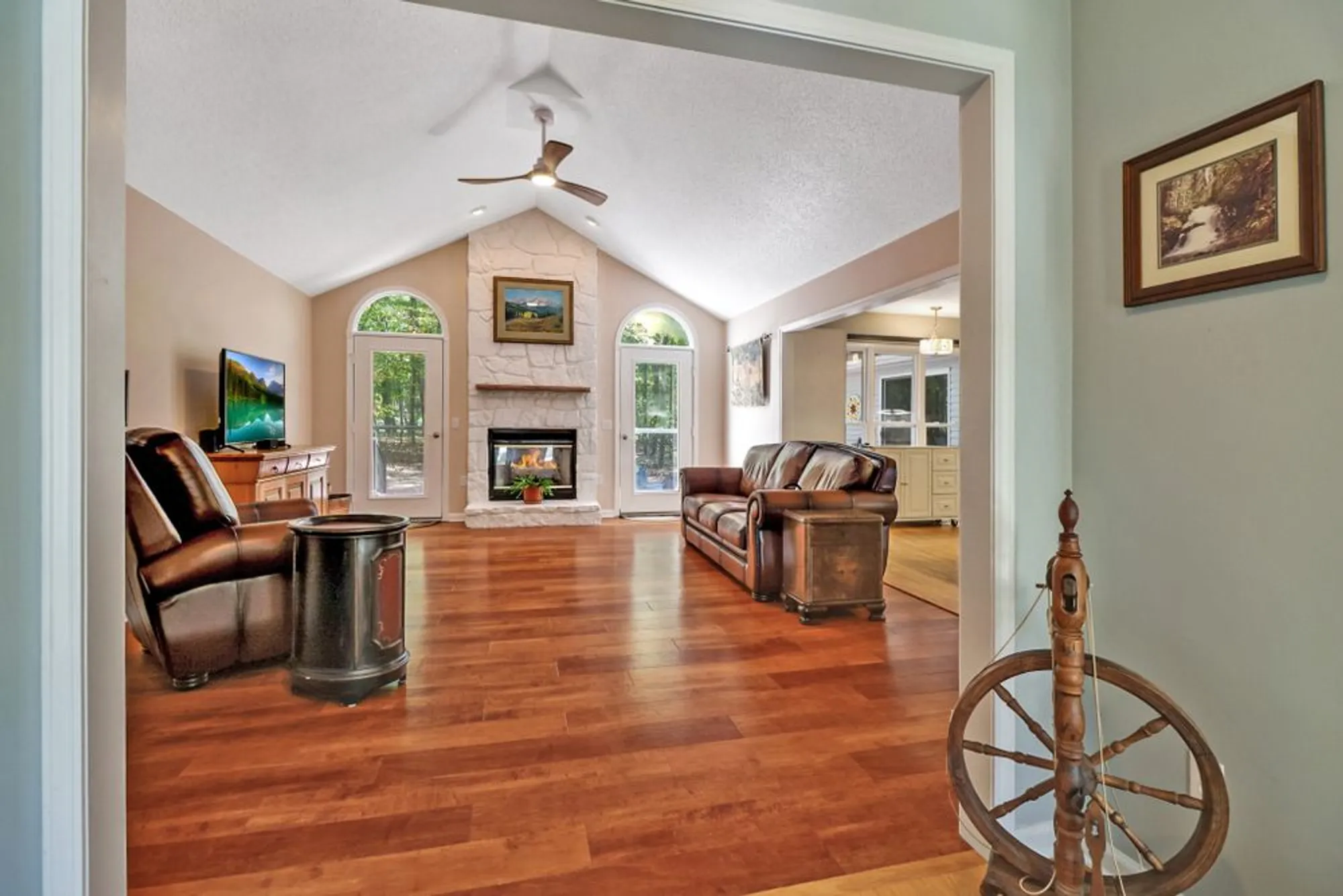 Property Slideshow image 5 of 33 | 19 trafalgar ln, Crossville, TN, 38558