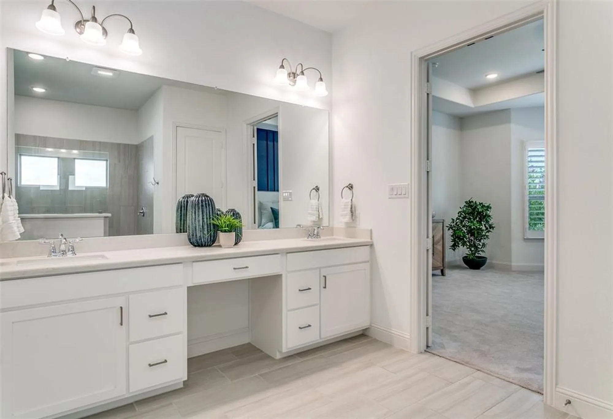 Property Slideshow image 17 of 31 | 8120 isle of skye, Lewisville, TX, 75056