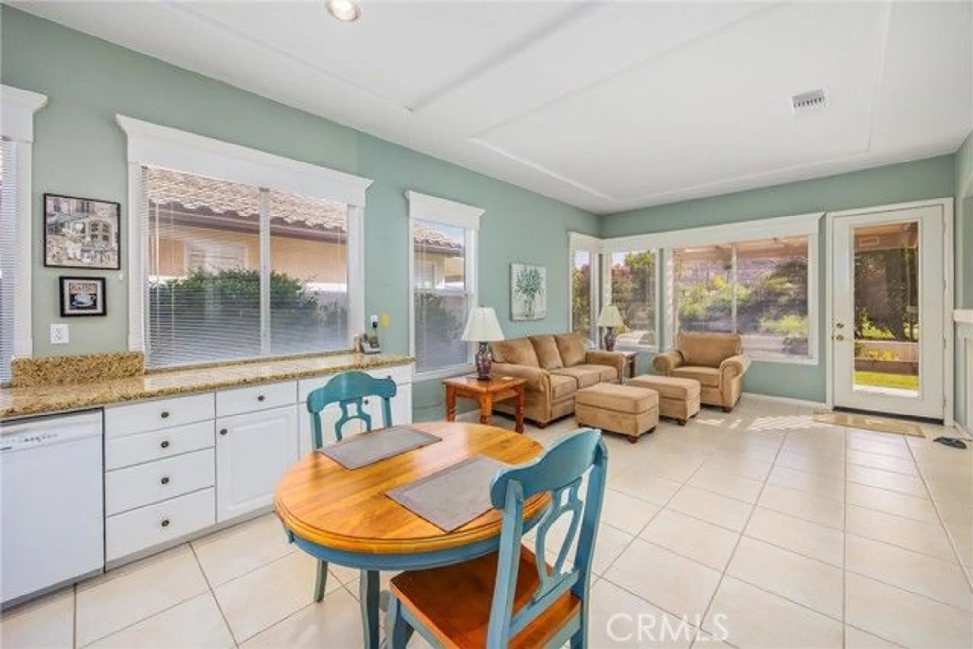 Property Slideshow image 17 of 54 | 4976 silverado ave, Banning, CA, 92220