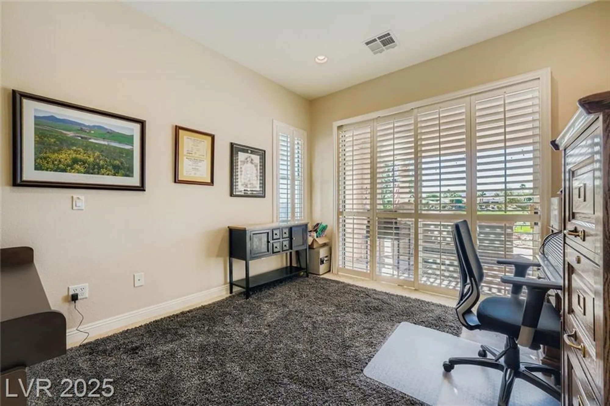 Property Slideshow image 29 of 35 | 4198 melodia songo ct, Las Vegas, NV, 89135