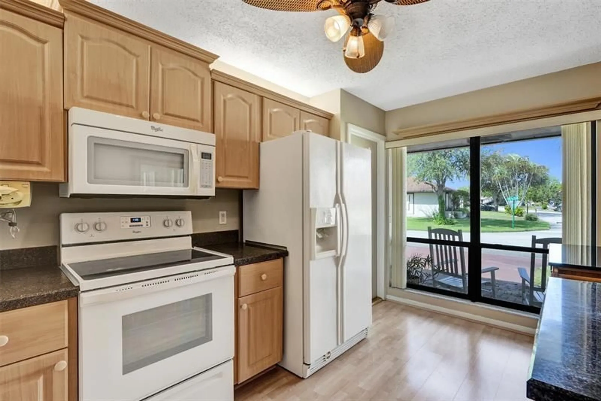 Property Slideshow image 11 of 94 | 1622 sw 19th ave, Deerfield Beach, FL, 33442