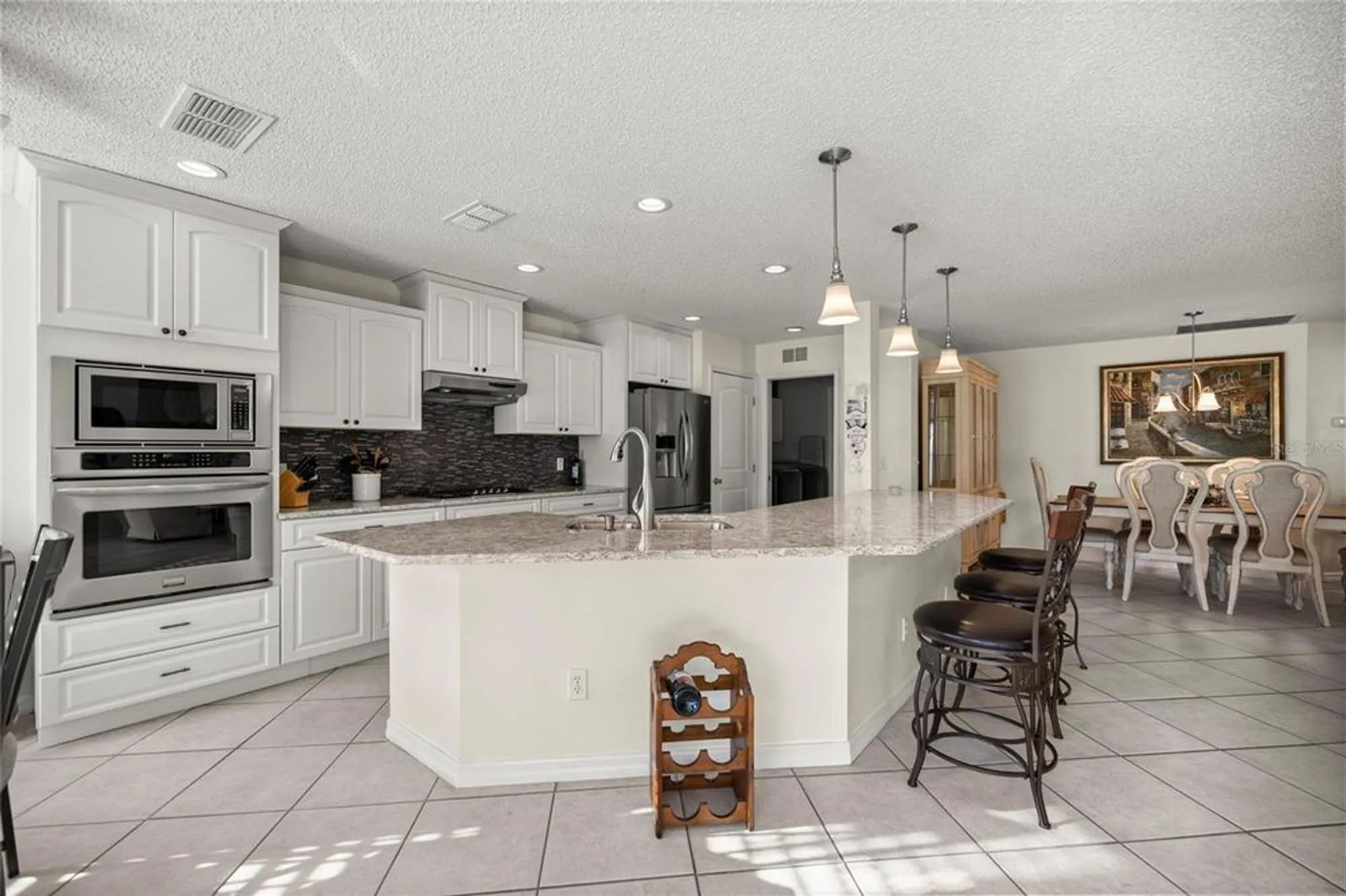 Property Slideshow image 10 of 31 | 9452 sw 93rd loop, Ocala, FL, 34481