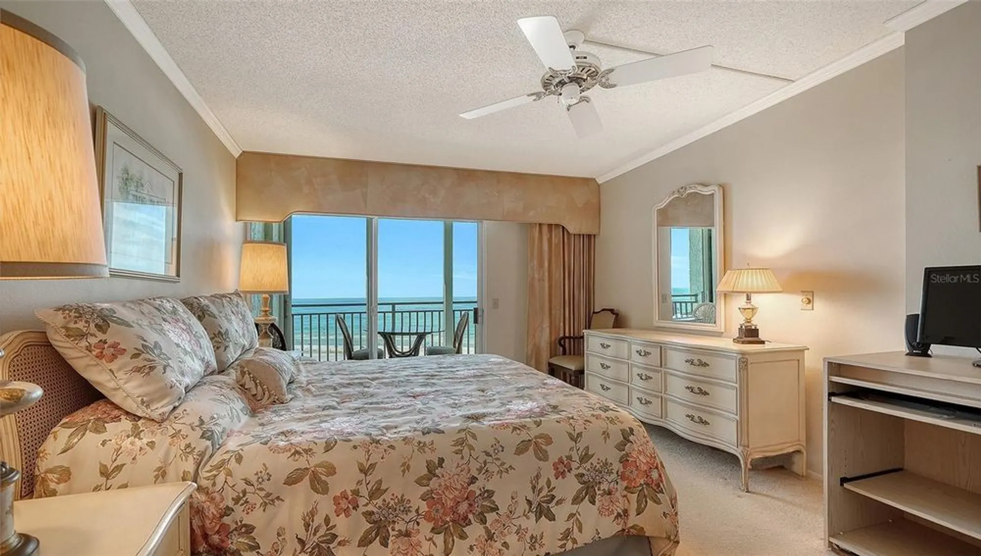 Property Slideshow image 24 of 56 | 19 whispering sands dr 802, Sarasota, FL, 34242