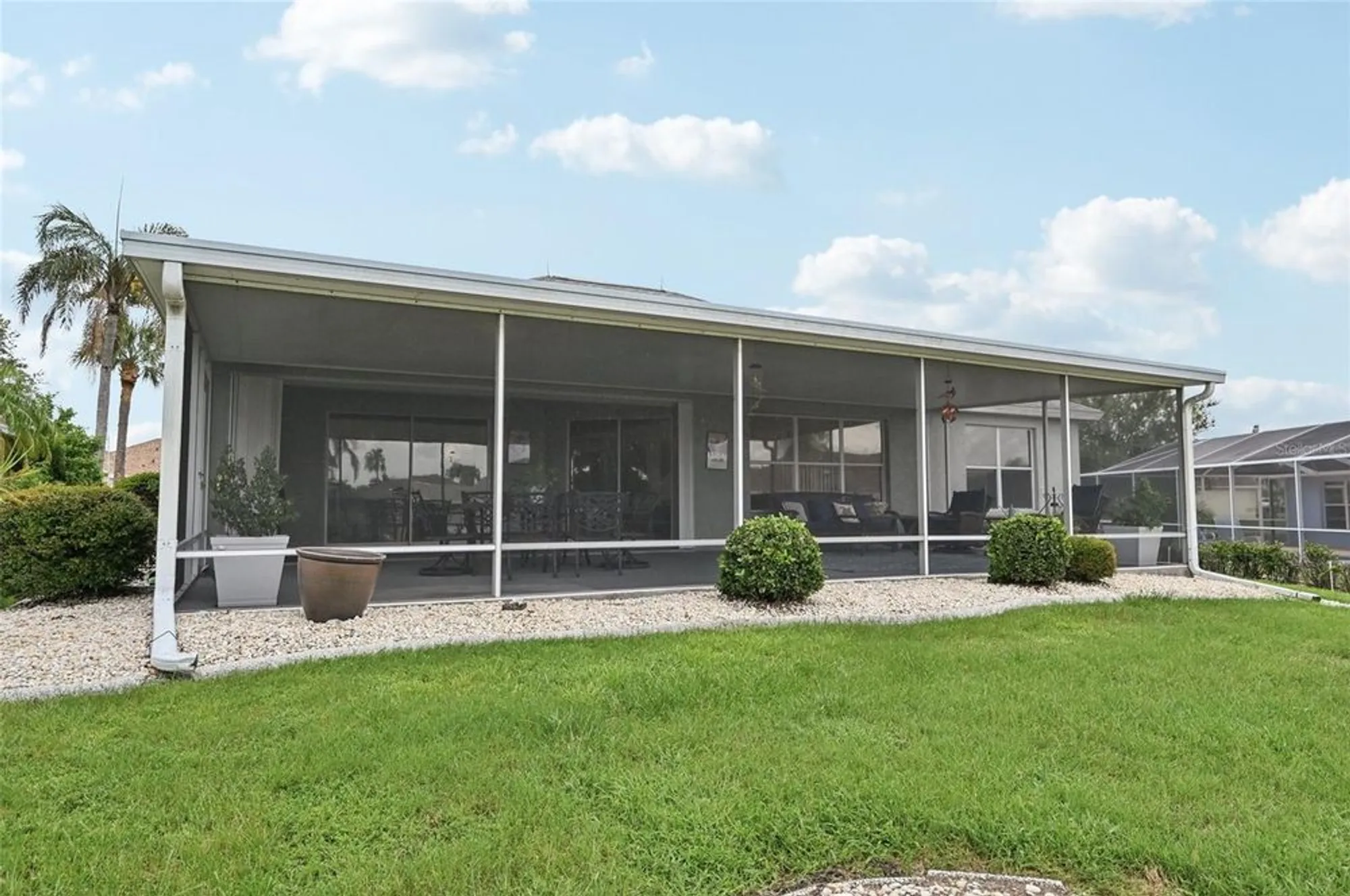 Property Slideshow image 33 of 46 | 2306 emerald lake dr, Sun City Center, FL, 33573