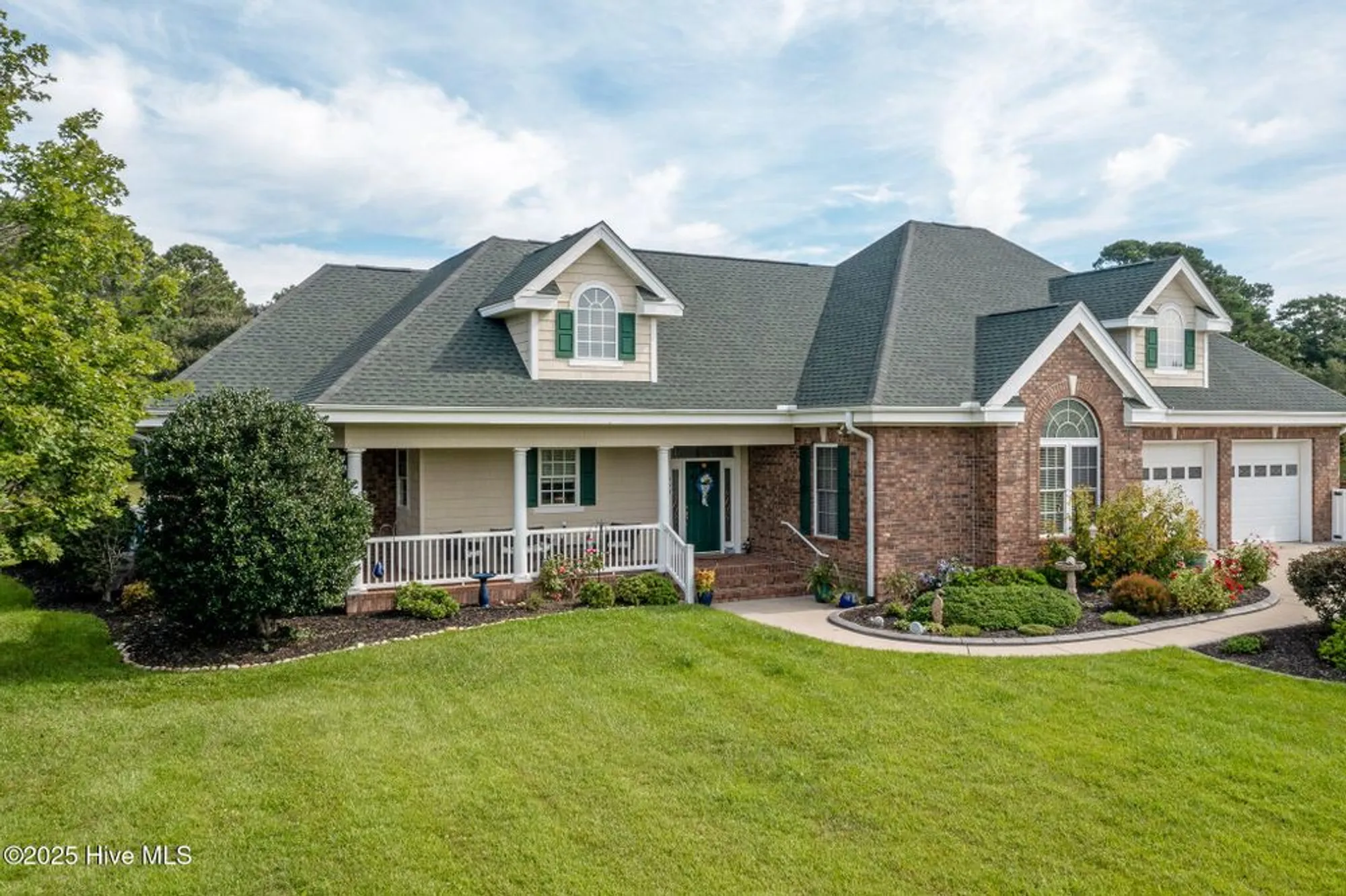 Property Slideshow image 3 of 56 | 554 lizmore pl, Ocean Isle Beach, NC, 28469