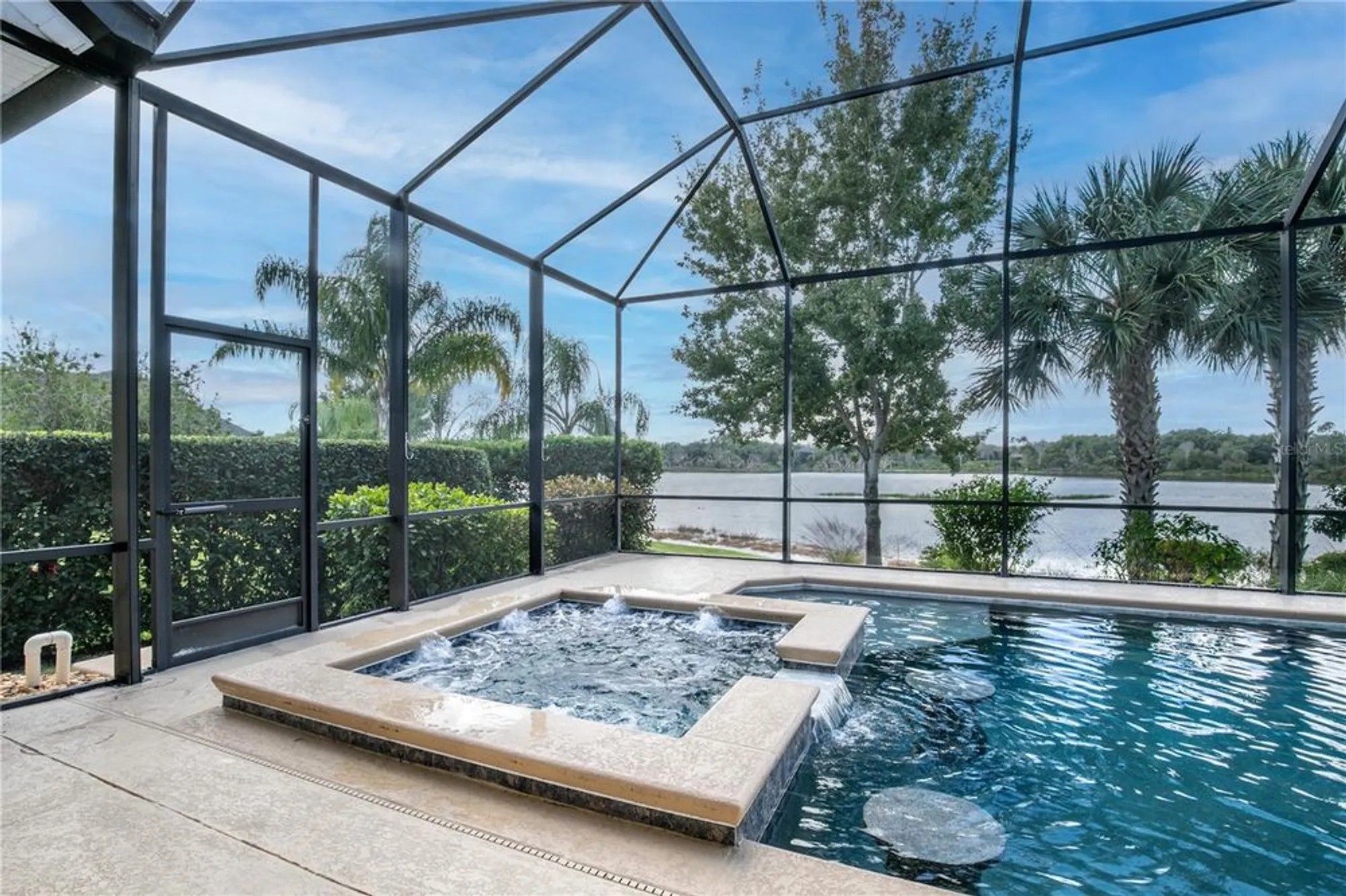 Property Slideshow image 10 of 66 | 8065 bridgeport bay cir, Mount Dora, FL, 32757