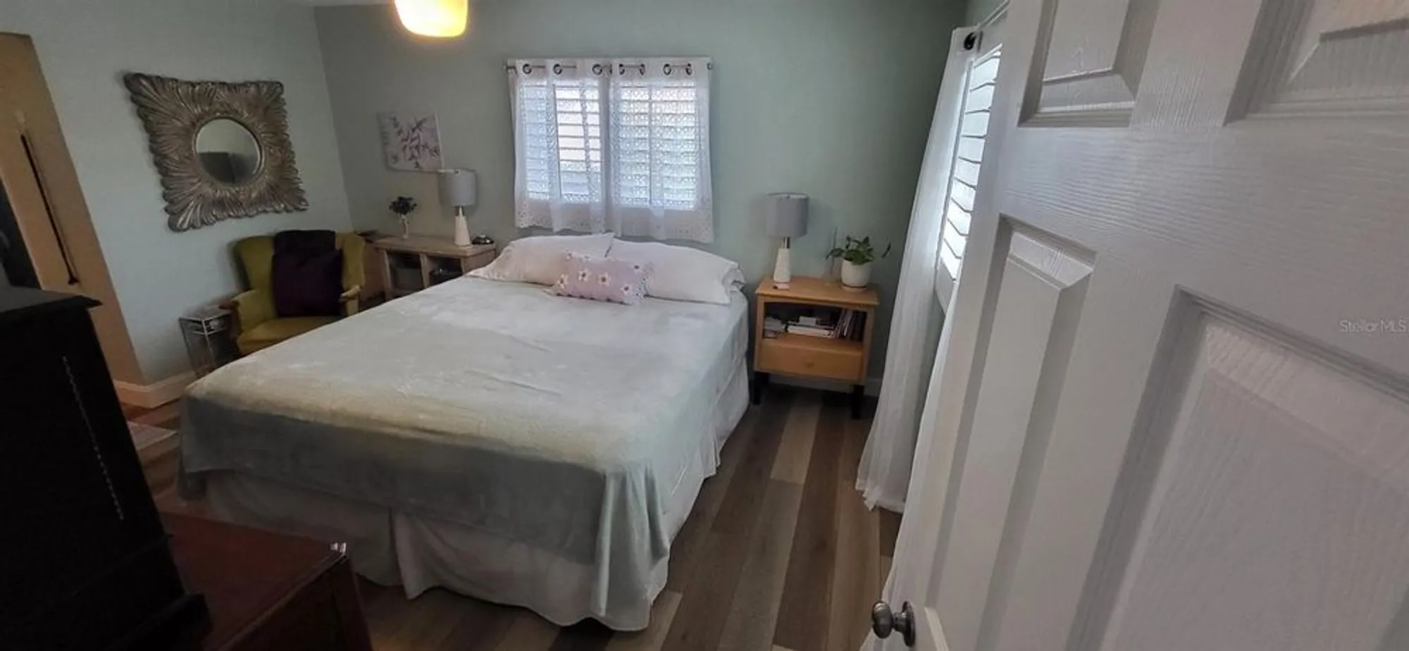 Property Slideshow image 16 of 31 | 3619 pembrook dr, Sarasota, FL, 34239