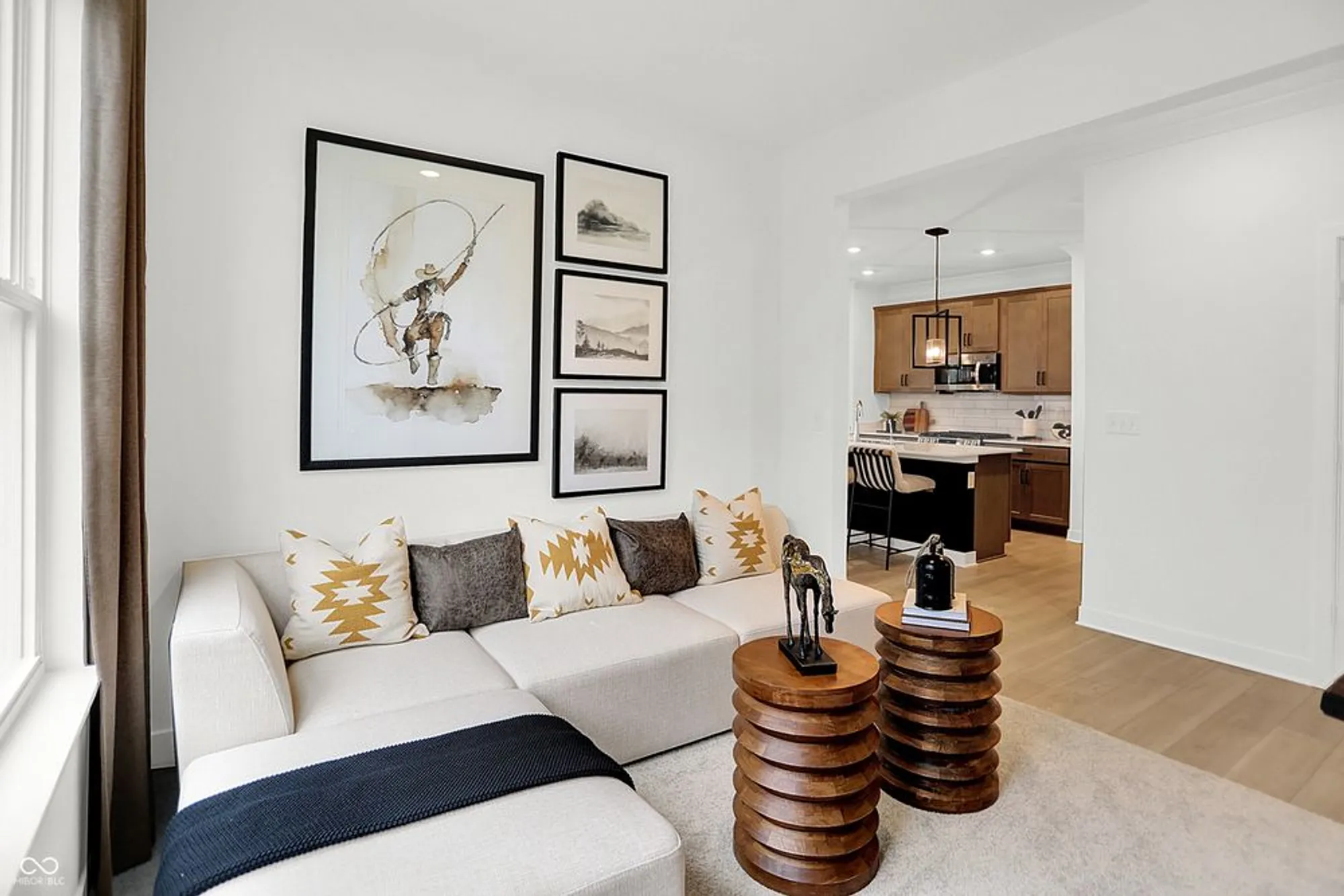 Property Slideshow image 19 of 31 | 5339 nettleton way, Avon, IN, 46123