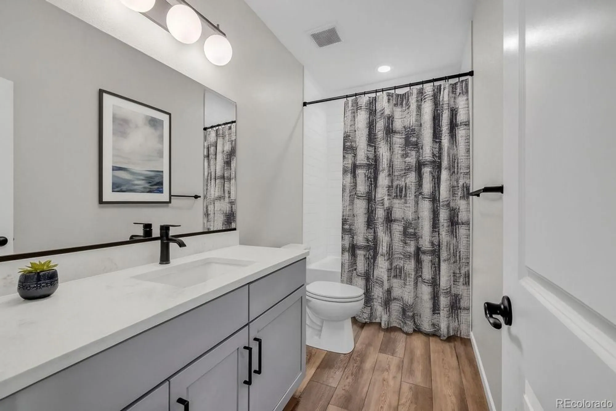 Property Slideshow image 13 of 28 | 4365 hidden gulch rd, Castle Rock, CO, 80104